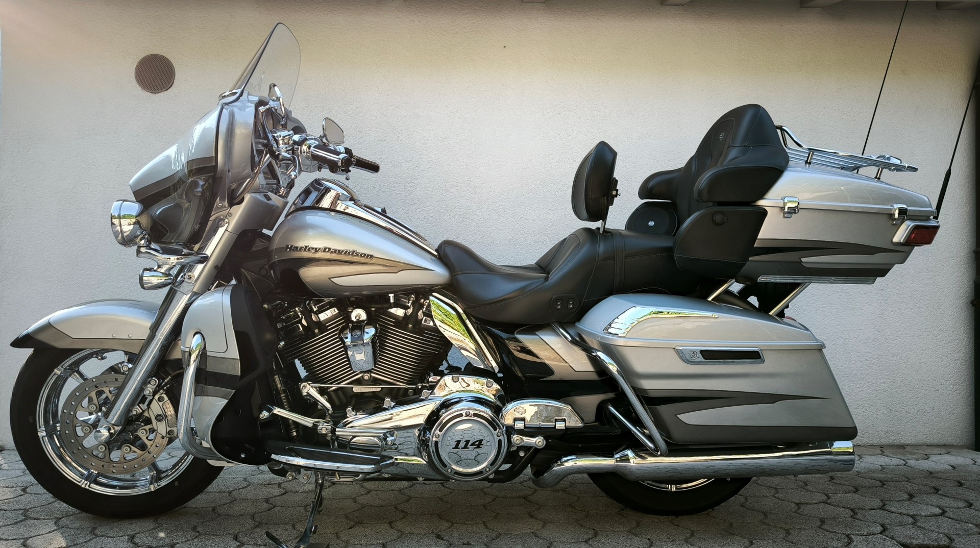 HARLEY-DAVIDSON FLHTKSE Electra Glide Ultra Limited 114 CVO-image-11