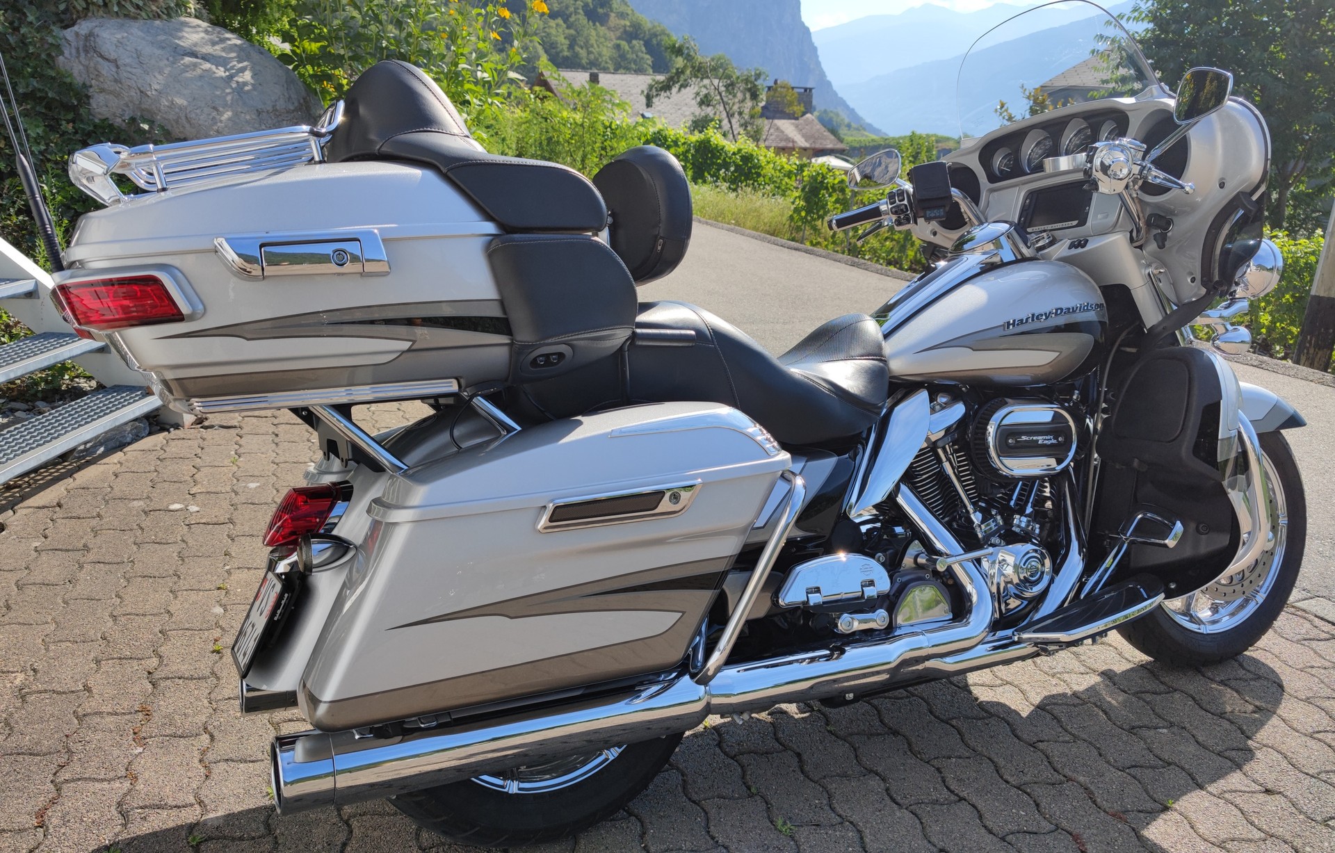 HARLEY-DAVIDSON FLHTKSE Electra Glide Ultra Limited 114 CVO-image-5