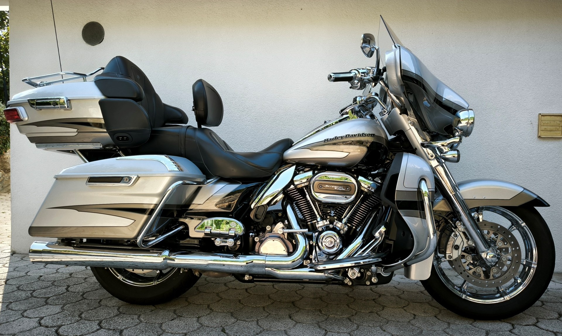 HARLEY-DAVIDSON FLHTKSE Electra Glide Ultra Limited 114 CVO-image-13