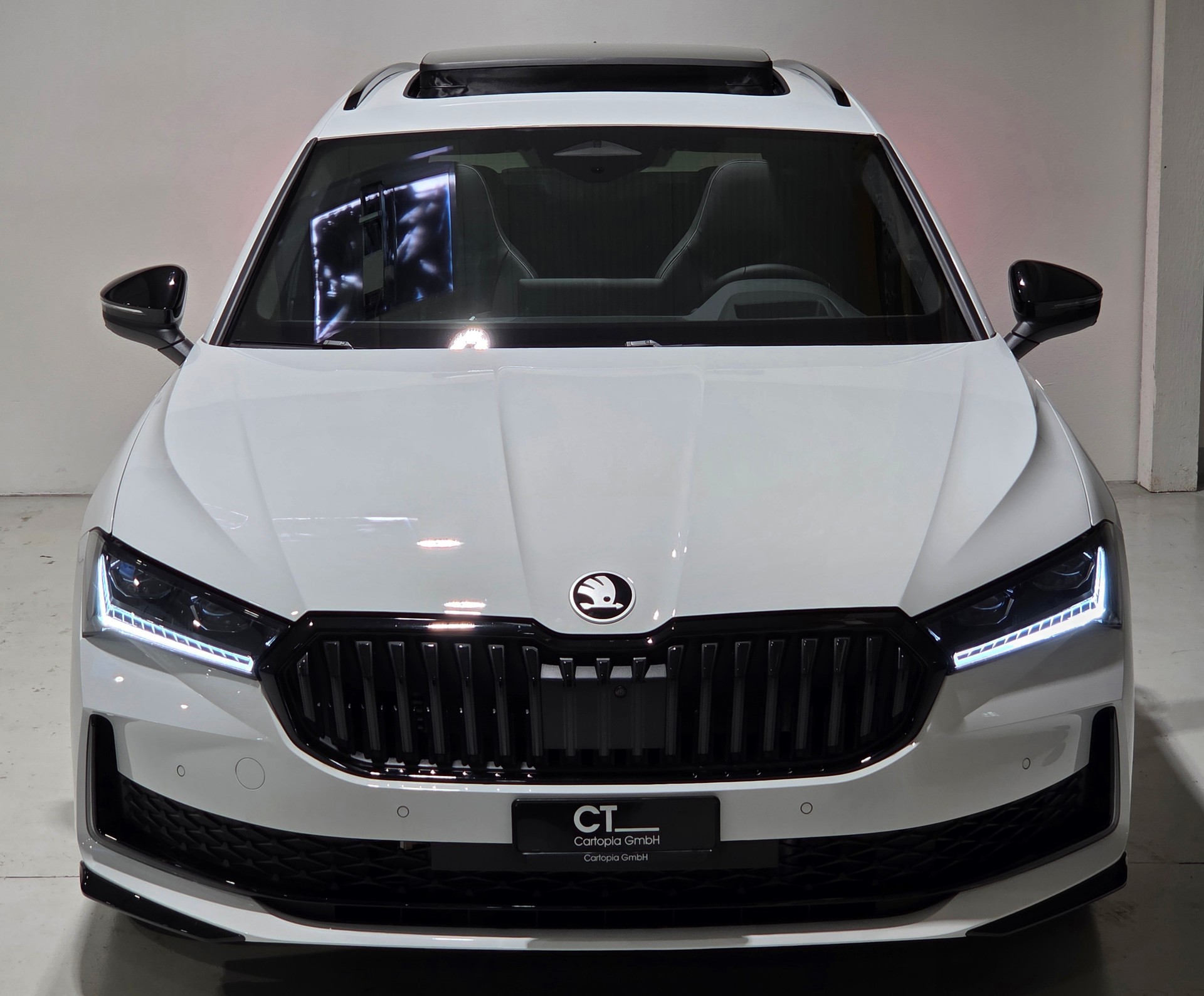 SKODA Superb Combi 2.0 TSI Sportline 4x4 DSG-image-27