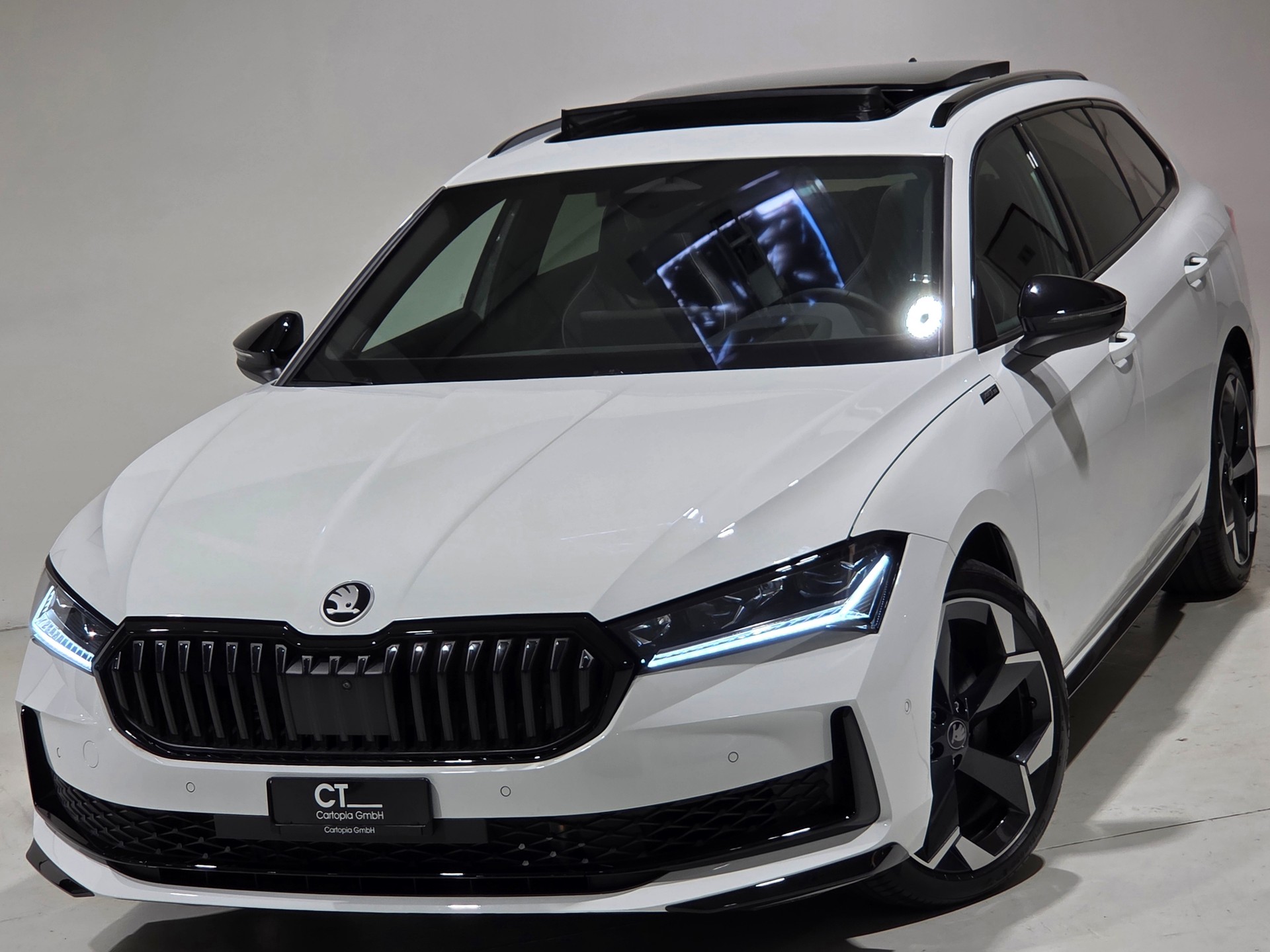 SKODA Superb Combi 2.0 TSI Sportline 4x4 DSG
