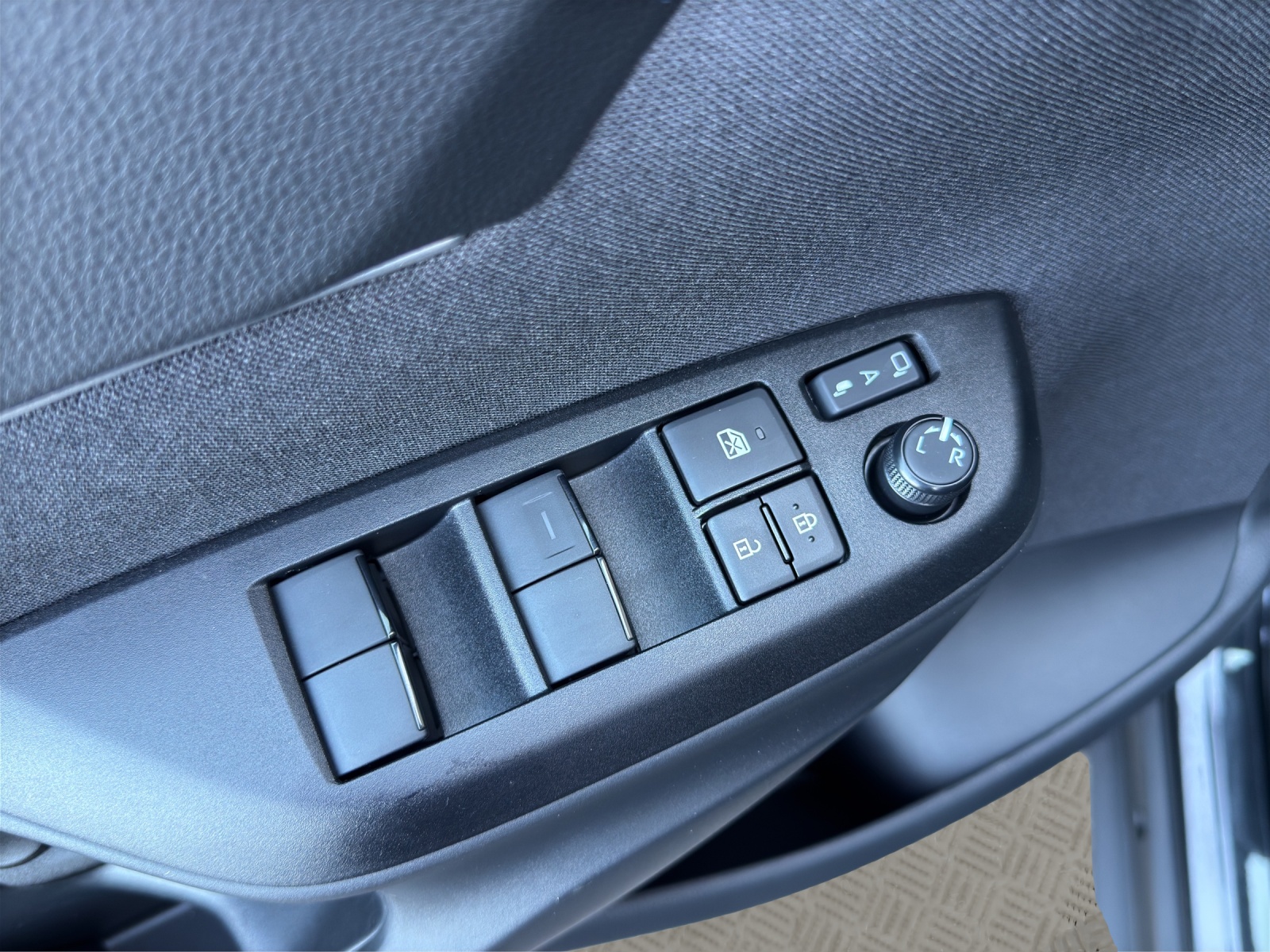 TOYOTA Yaris Cross 1.5 Style 4x2 Hybrid-image-19
