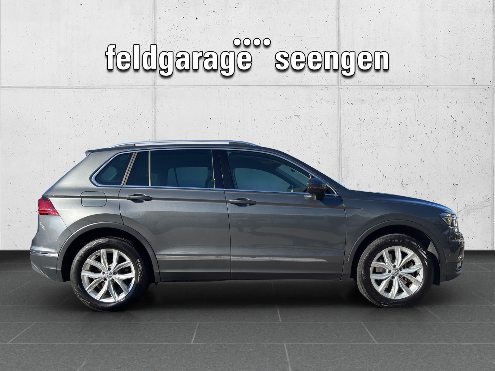 VW Tiguan 2.0TSI Highline 4Motion DSG mit AHK (2500kg), Assistenzpaket Plus & Winterreifen-showroom-element-3
