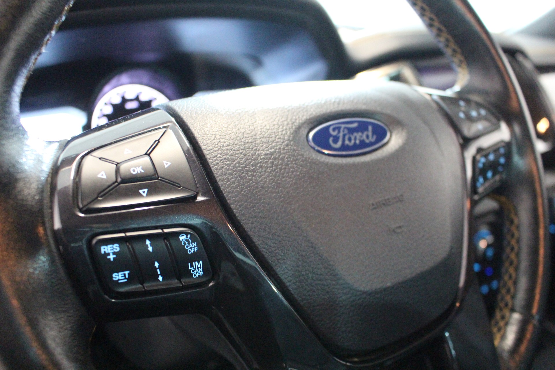 FORD Ranger DKab.Pick-up 2.0 EcoBlue 4x4 Wildtrak-image-13