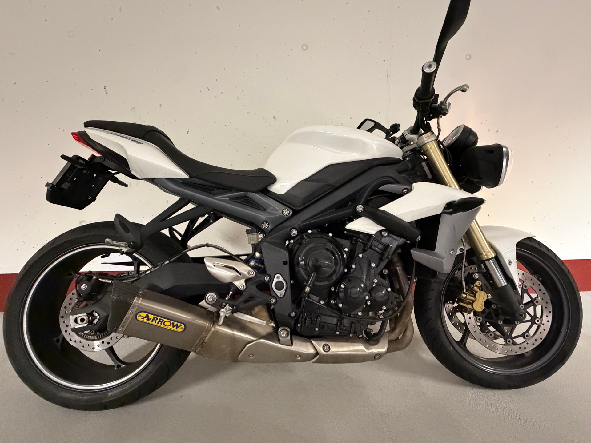 TRIUMPH Street Triple 675 ABS-image-0