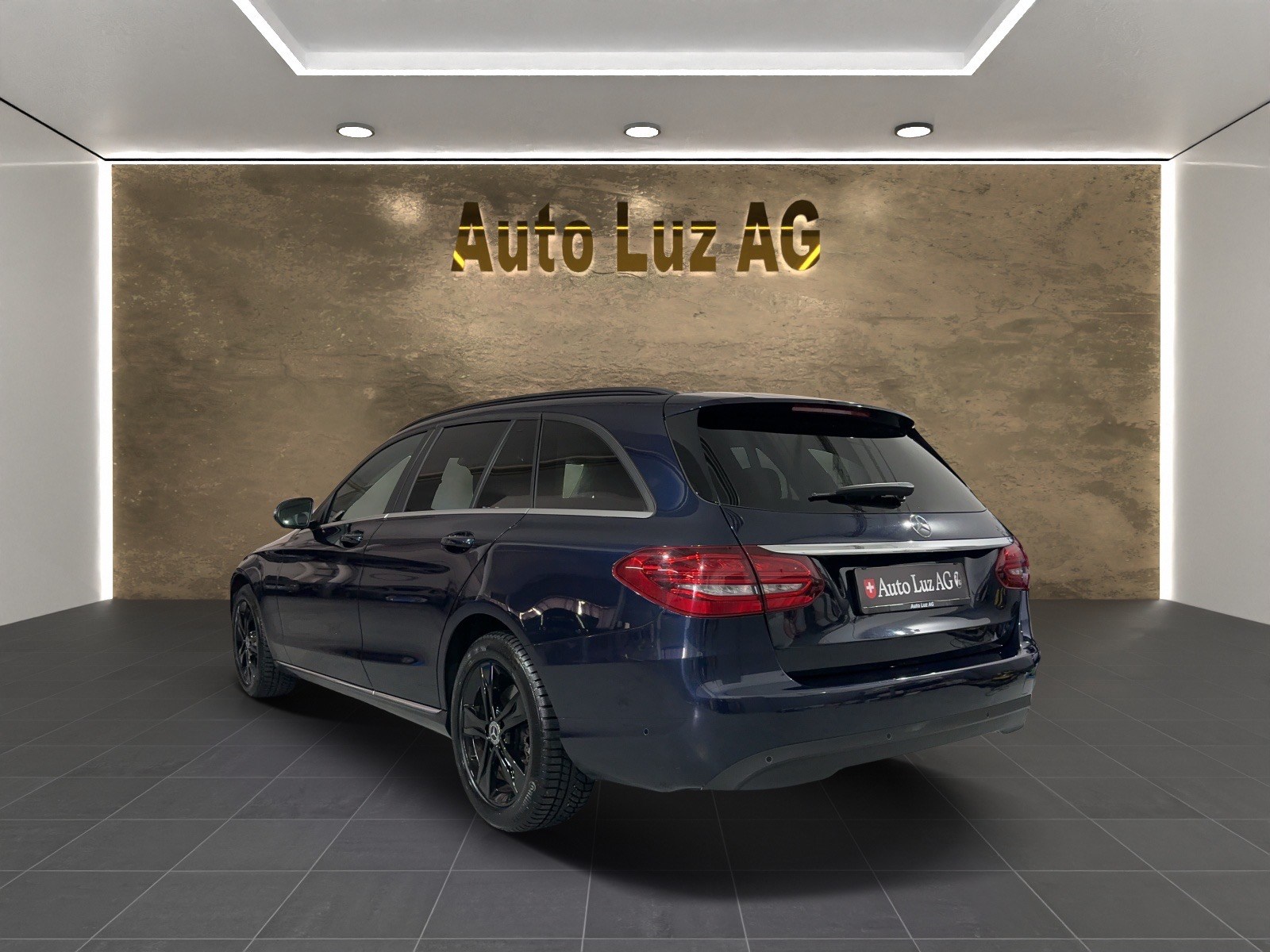 MERCEDES-BENZ C 220 d Swiss Star 4M 9G-Tronic-image-6