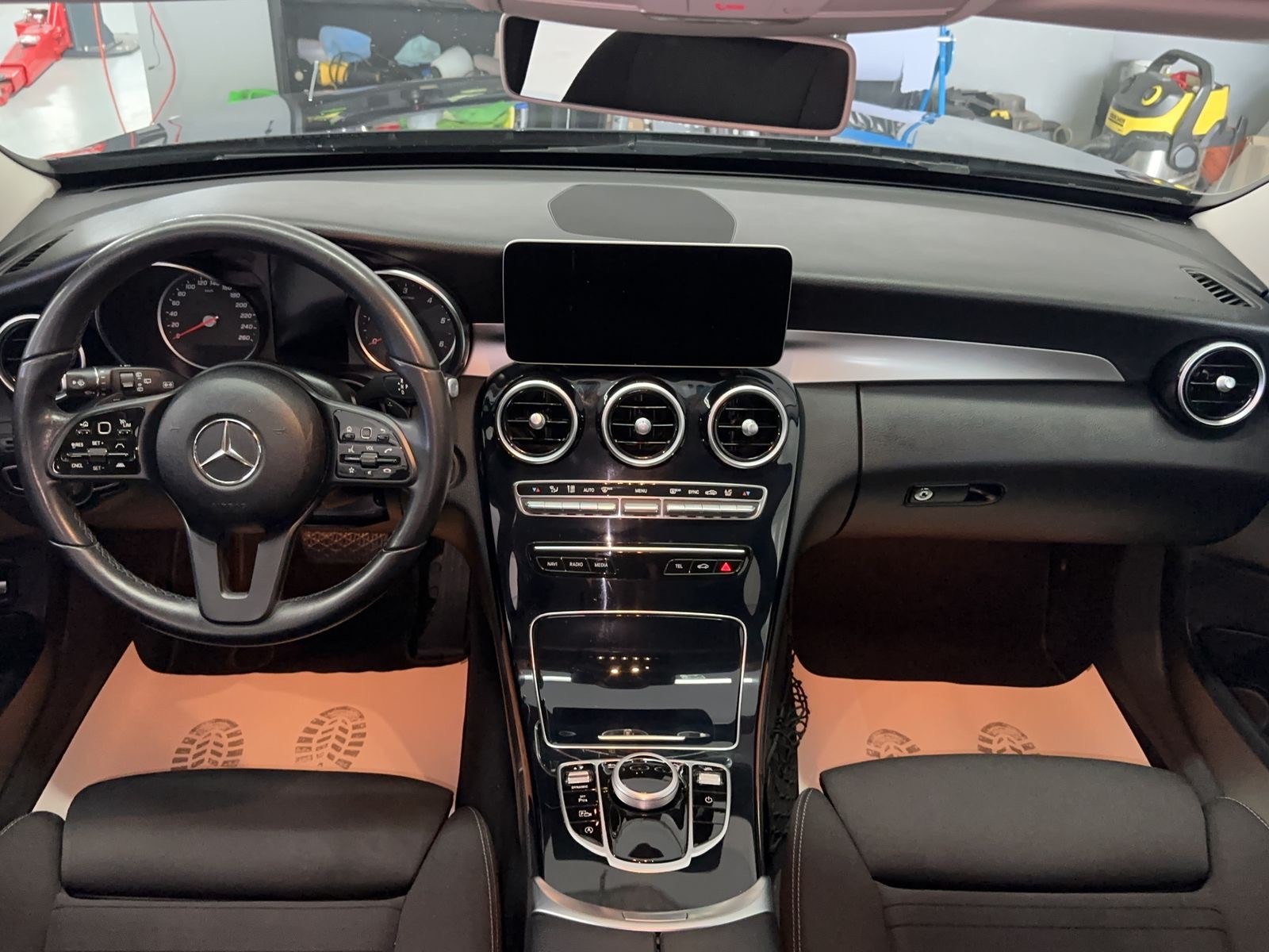 MERCEDES-BENZ C 220 d Swiss Star 4M 9G-Tronic-showroom-element-3