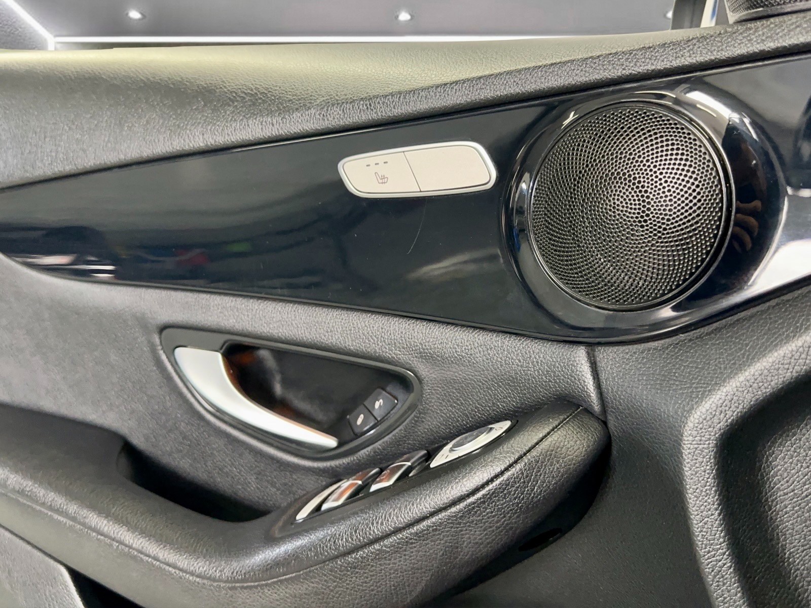 MERCEDES-BENZ C 220 d Swiss Star 4M 9G-Tronic-image-10