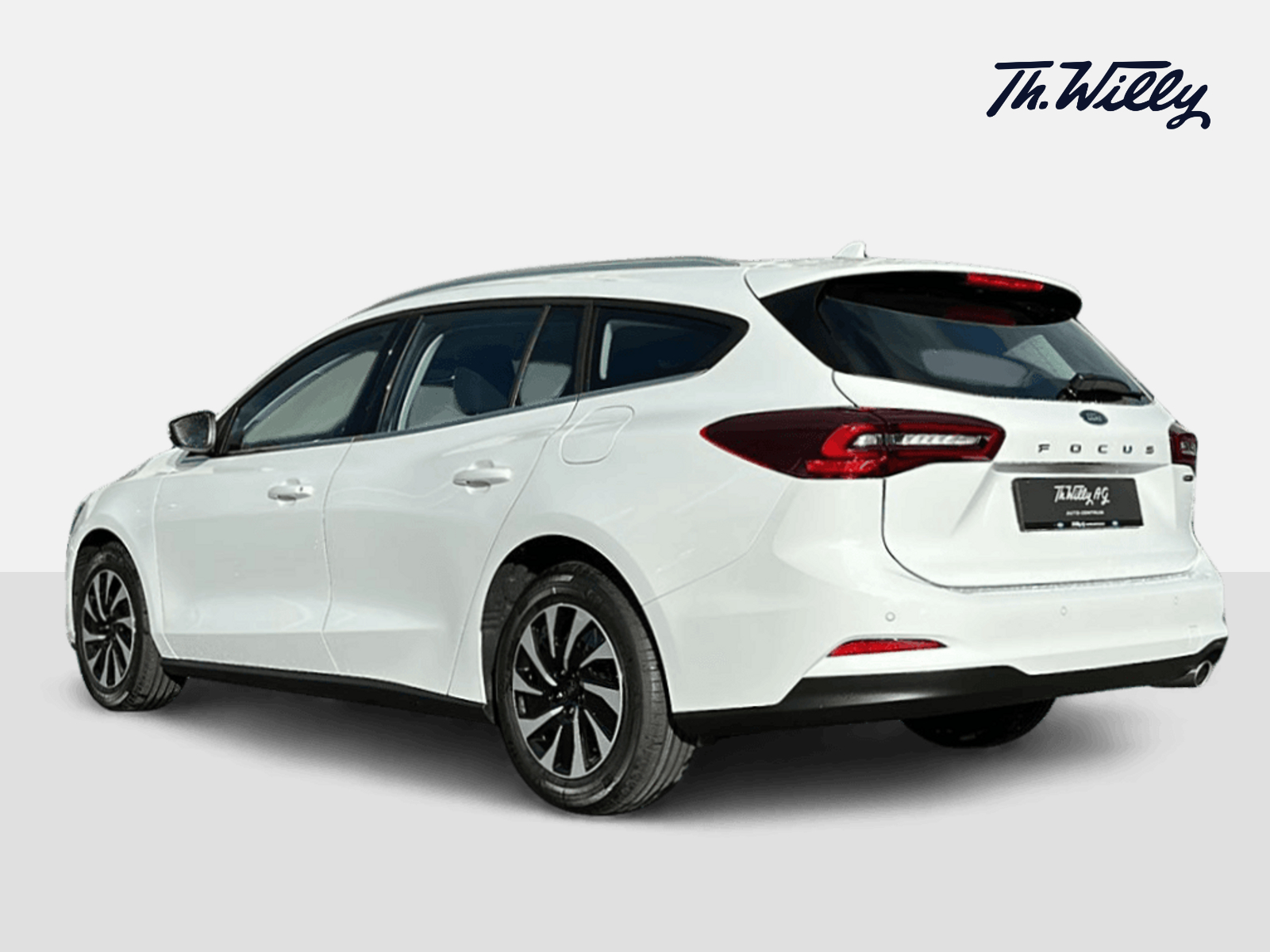 FORD Focus Station Wagon 1.0i EcoB Hybrid 125 Titanium-showroom-element-2
