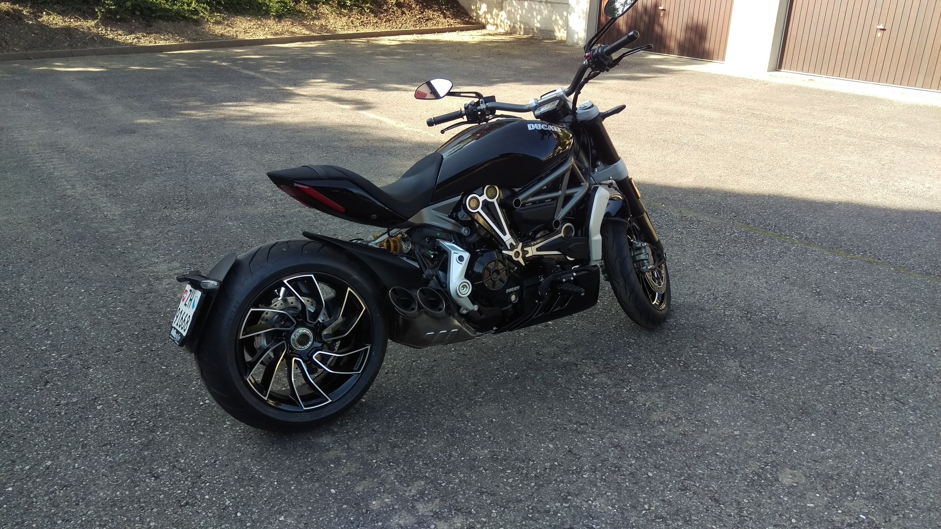 DUCATI XDiavel 1260 S-image-1