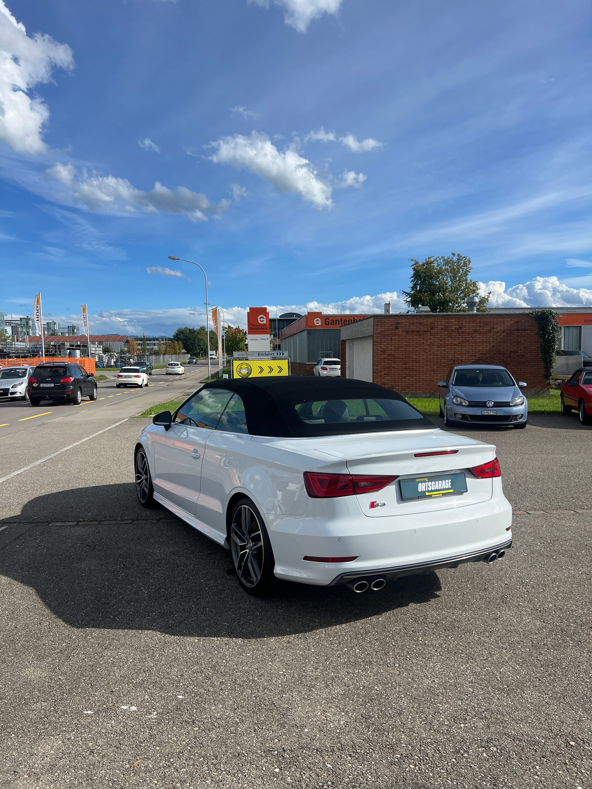 AUDI S3 Cabrio 2.0 TFSI quattro S-tronic-showroom-element-2