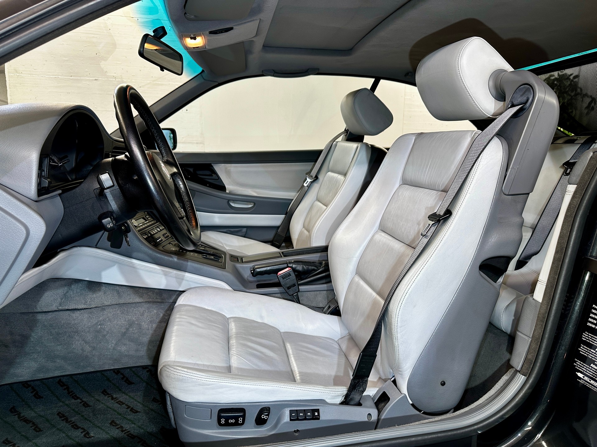 BMW ALPINA 850i A-image-16