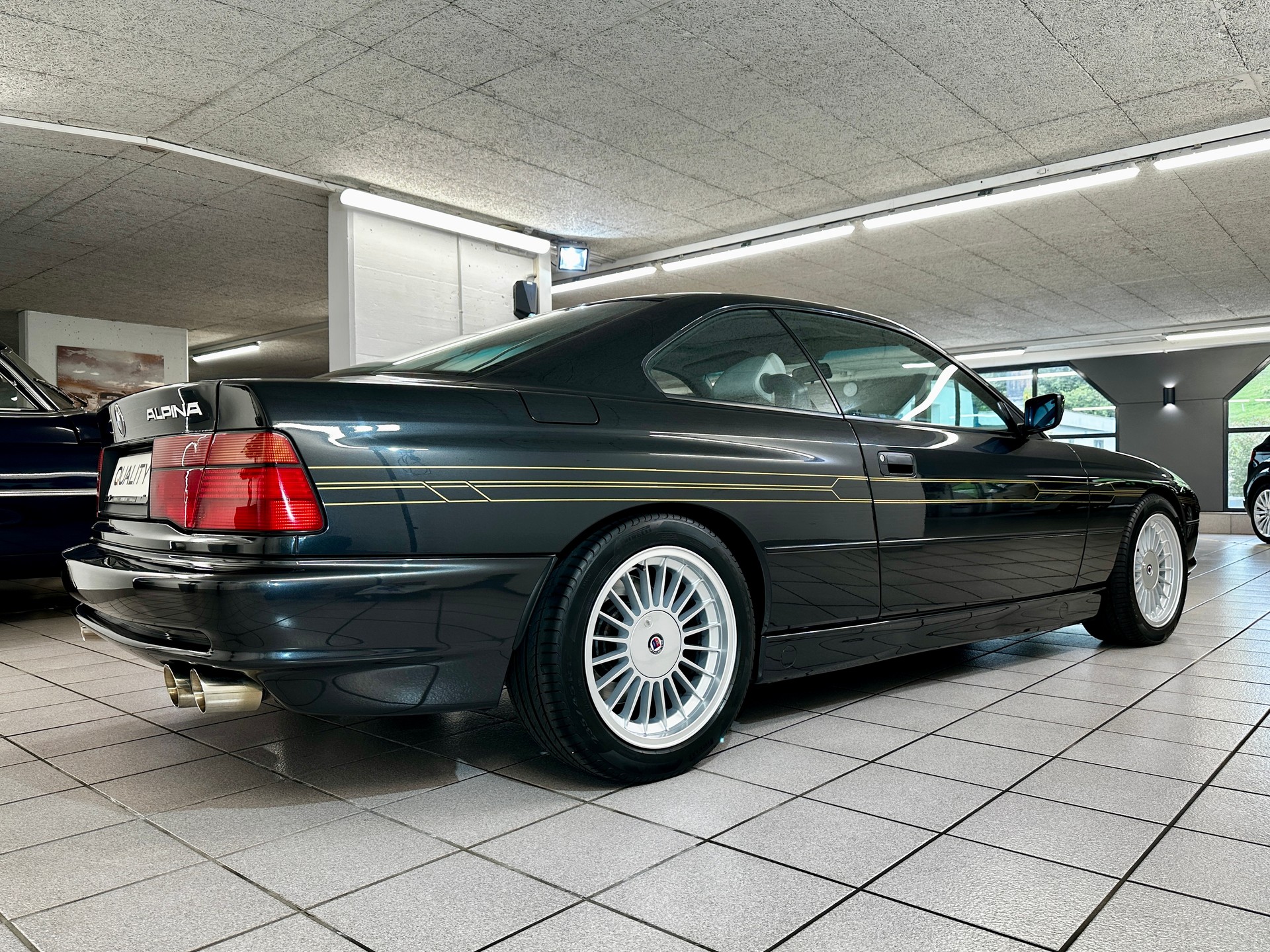 BMW ALPINA 850i A-image-9