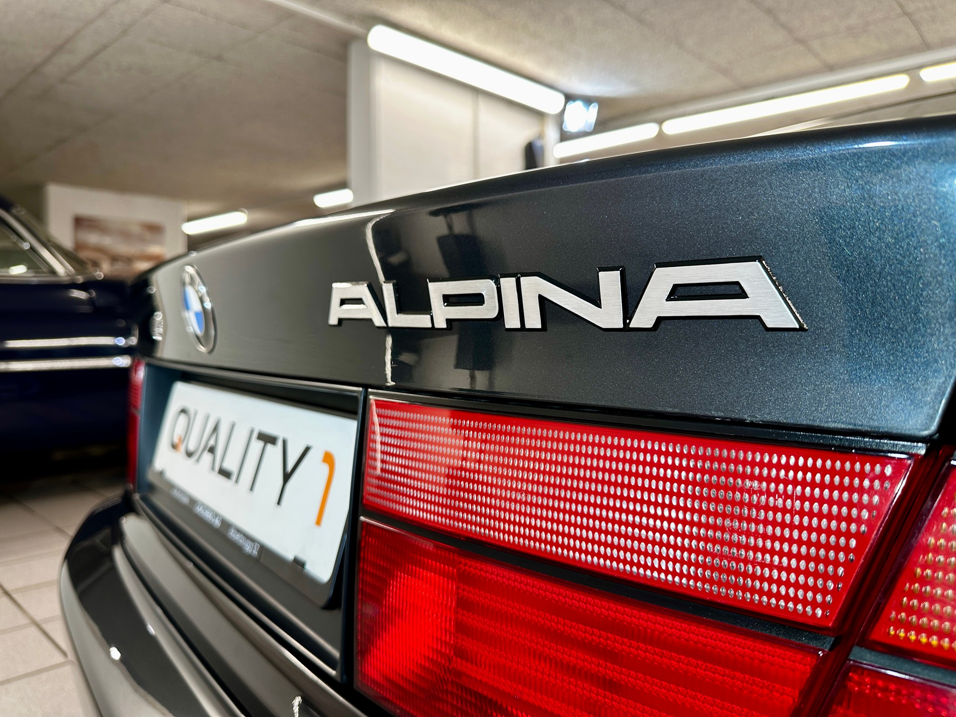 BMW ALPINA 850i A-image-6
