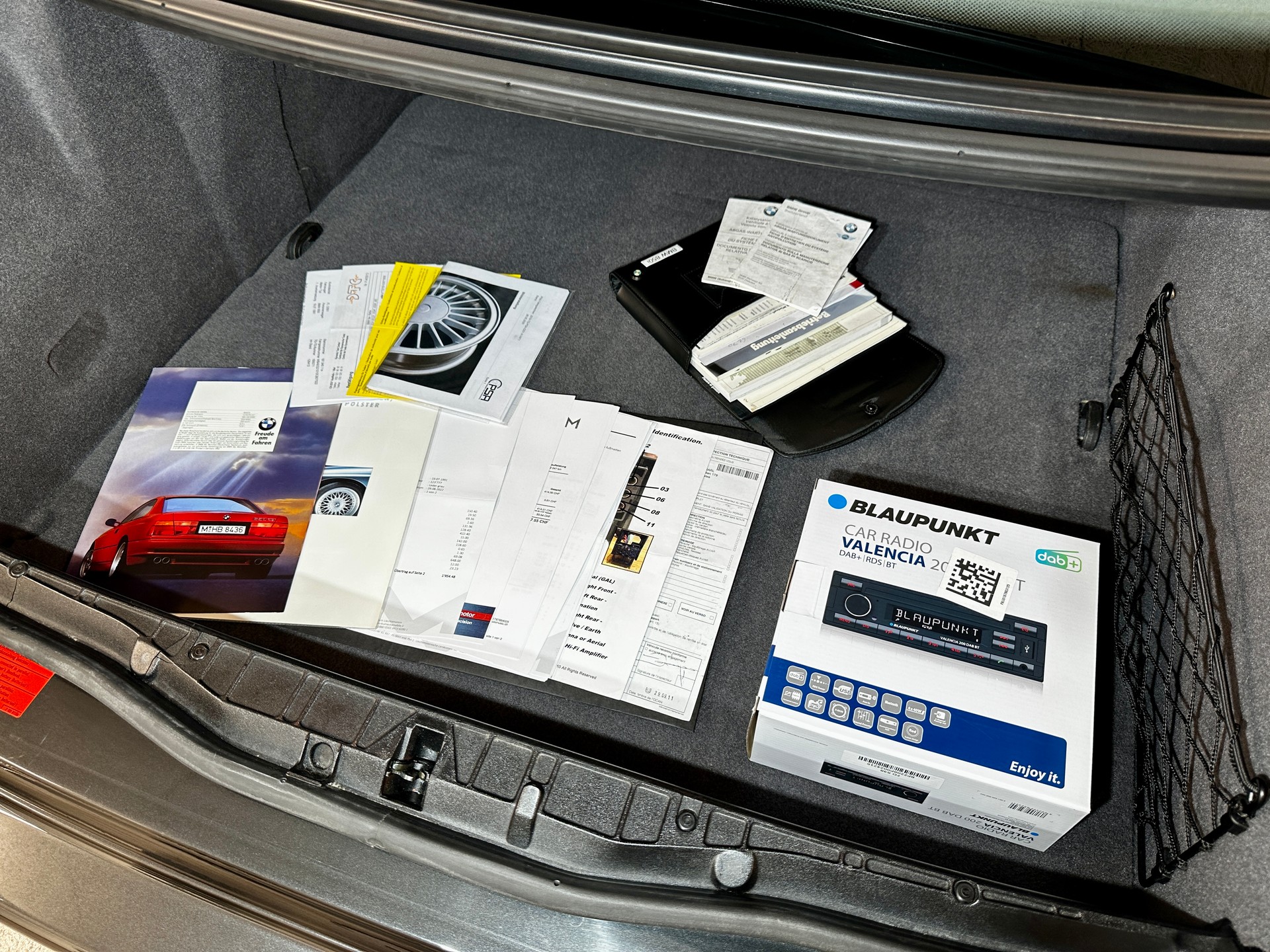 BMW ALPINA 850i A-image-31
