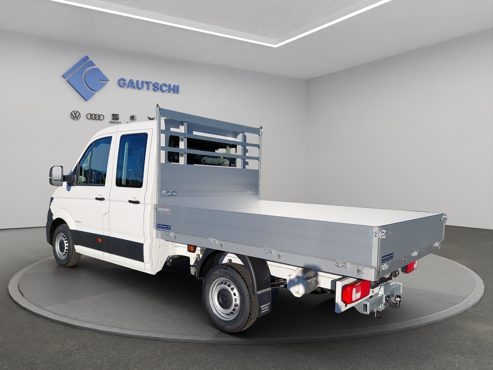 VW Crafter Chassi Doka 3640 mit Brücke-image-2