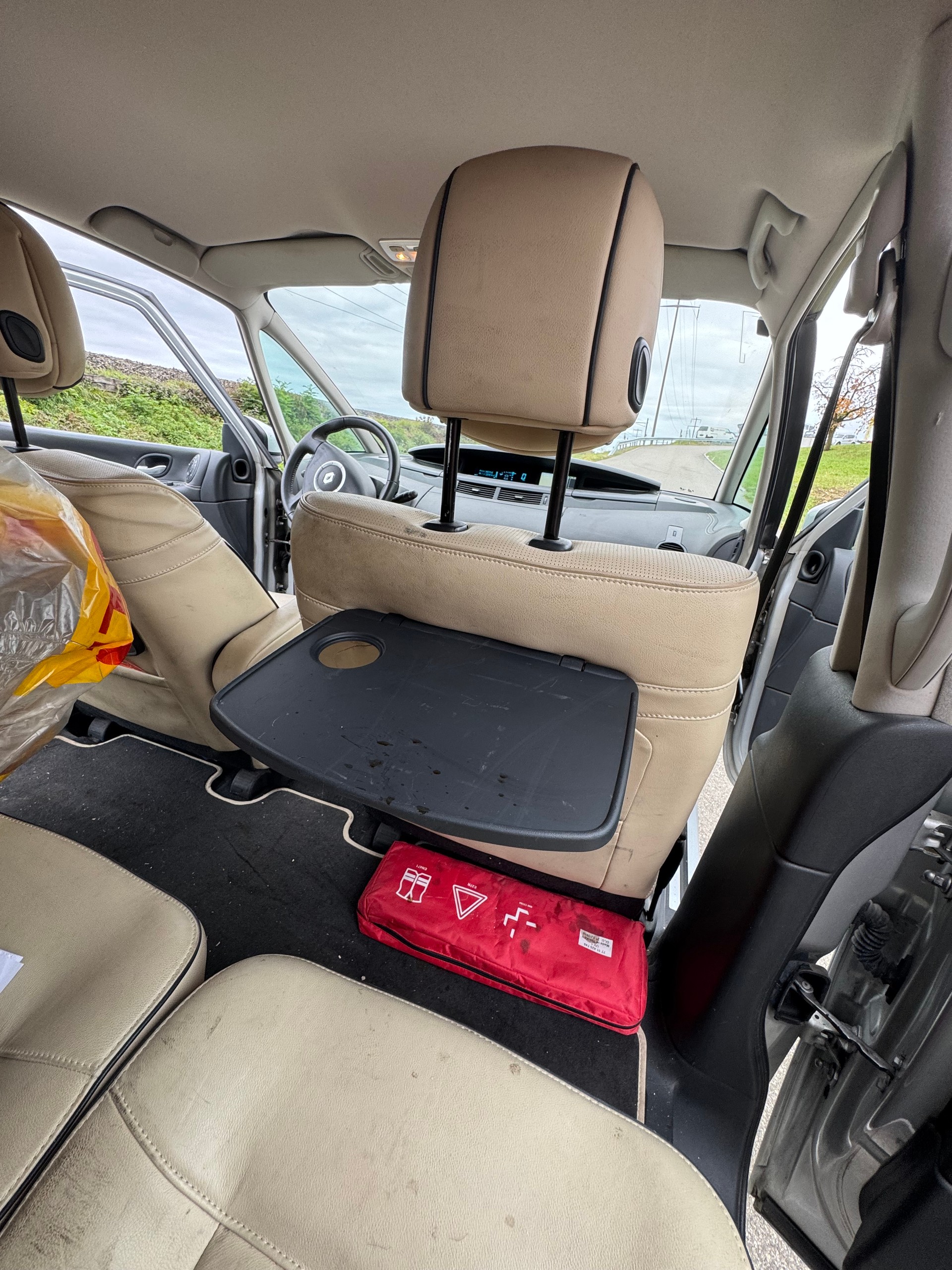 RENAULT Grand Espace 2.0 dCi Dynamique Automatic-image-10