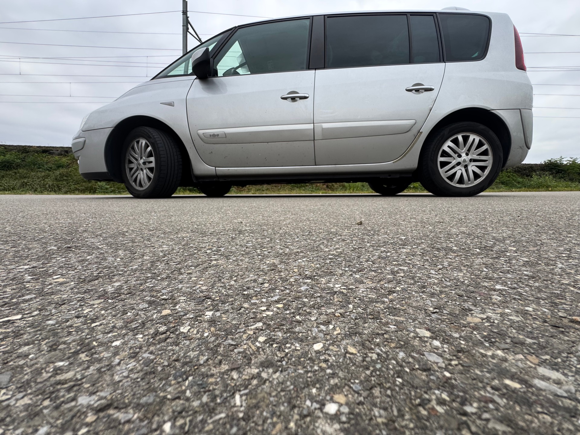 RENAULT Grand Espace 2.0 dCi Dynamique Automatic-image-2