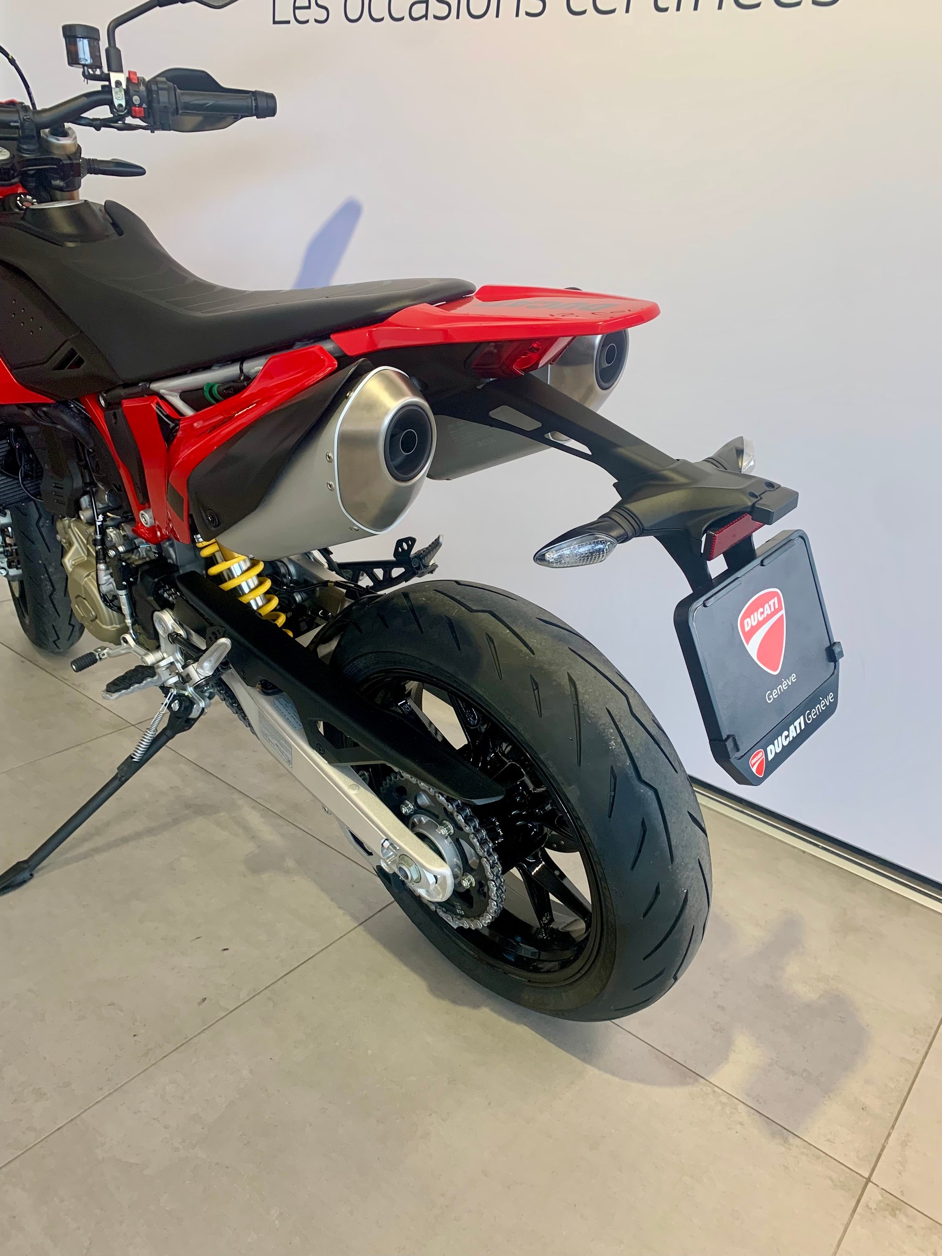 DUCATI Hypermotard 698 Mono-image-8