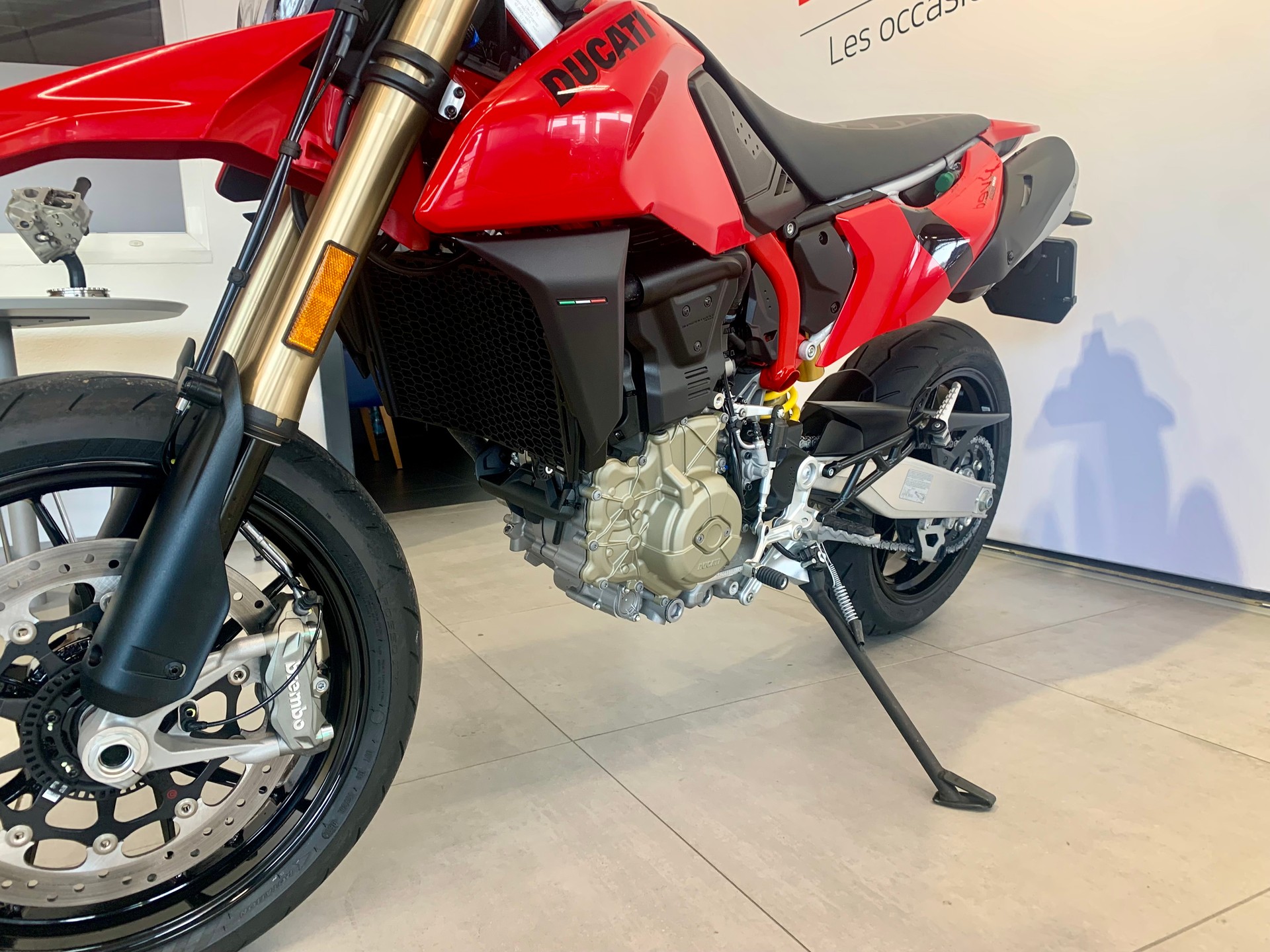 DUCATI Hypermotard 698 Mono-image-6