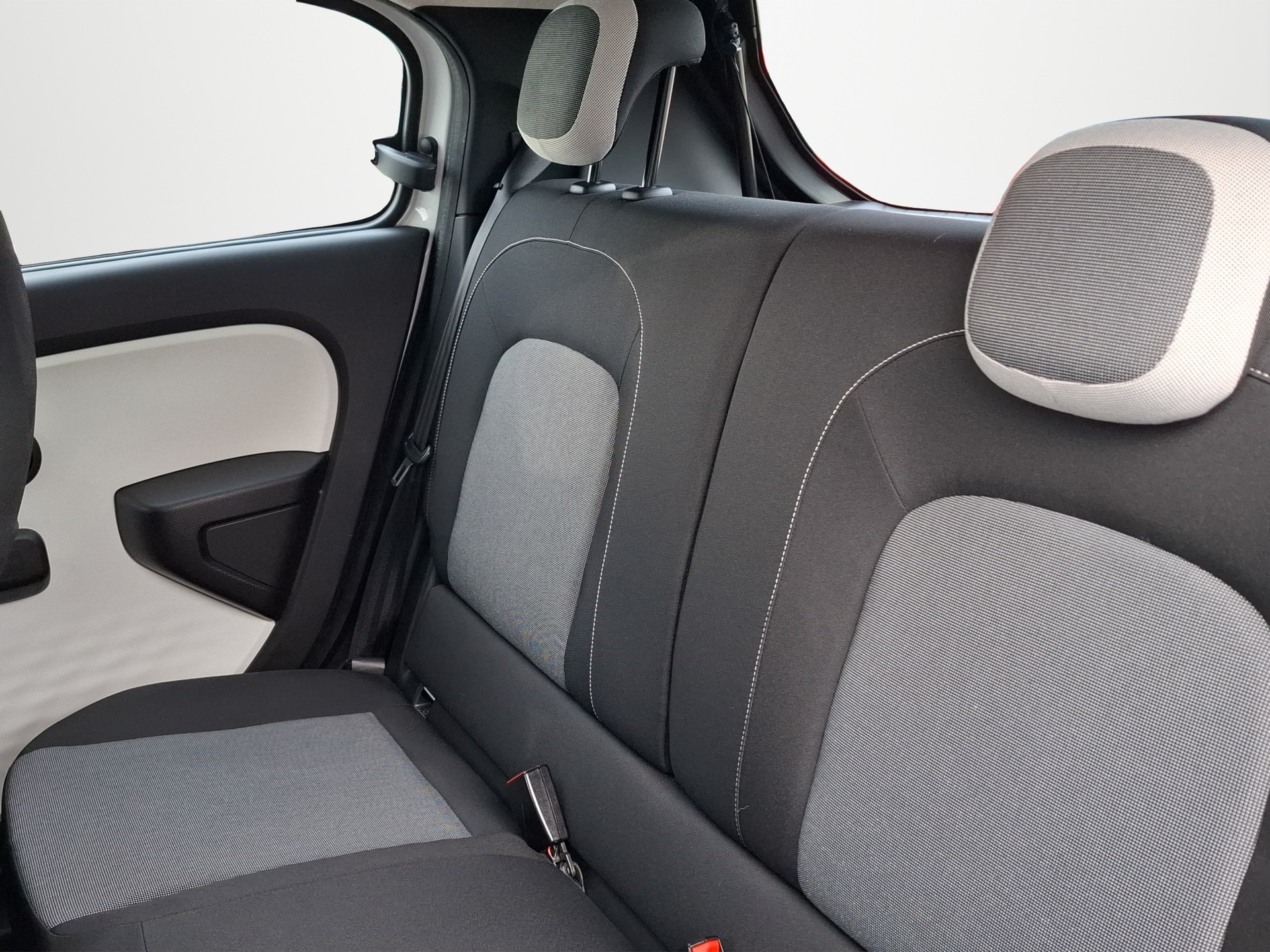 RENAULT Twingo 1.0 Intens-image-13