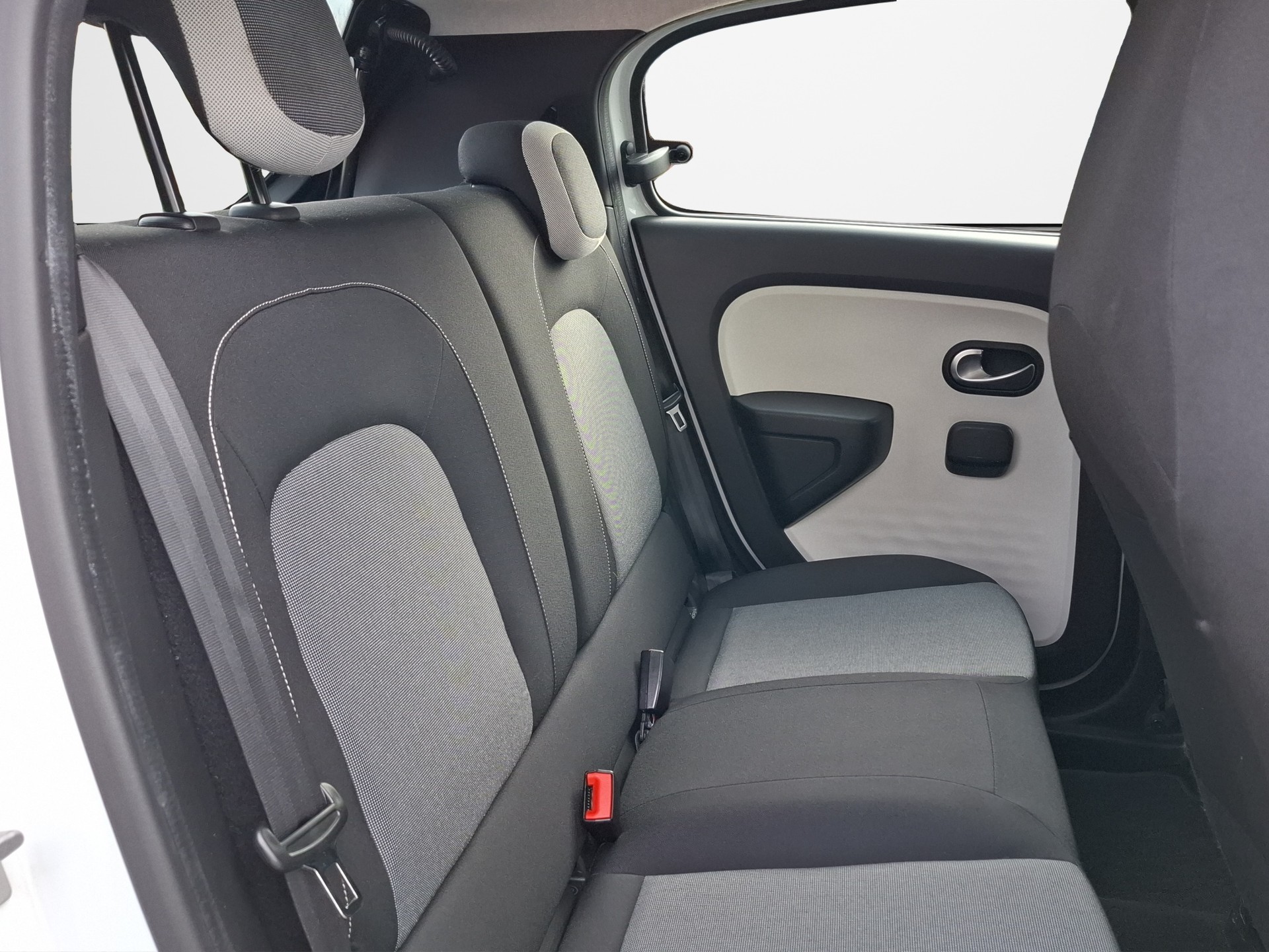 RENAULT Twingo 1.0 Intens-image-14