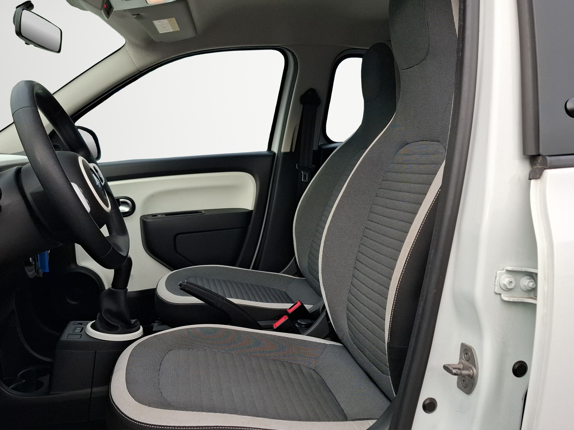 RENAULT Twingo 1.0 Intens-image-11
