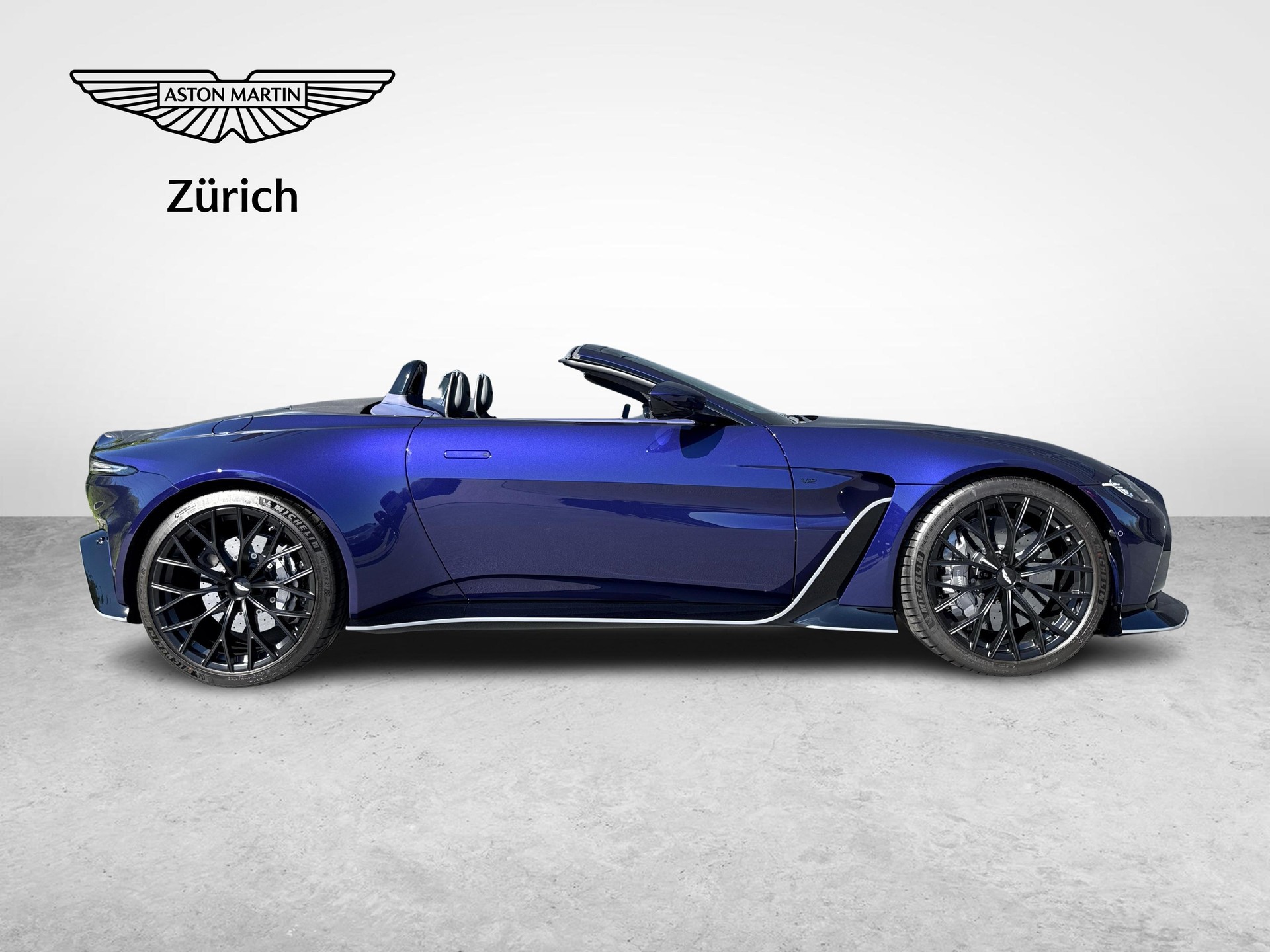 ASTON MARTIN V12 Vantage Roadster 5.2 V12 Bi-Turbo-image-5