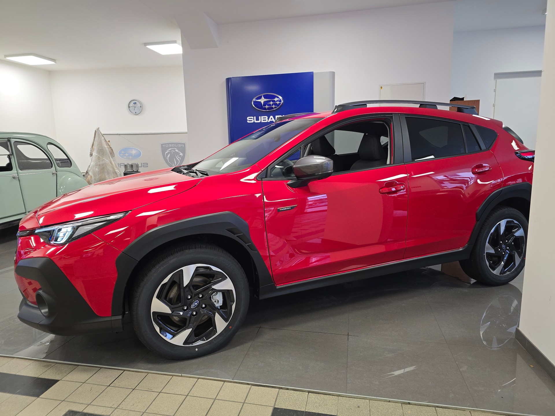 SUBARU Crosstrek 2.0i e-Boxer Passion-showroom-element-3