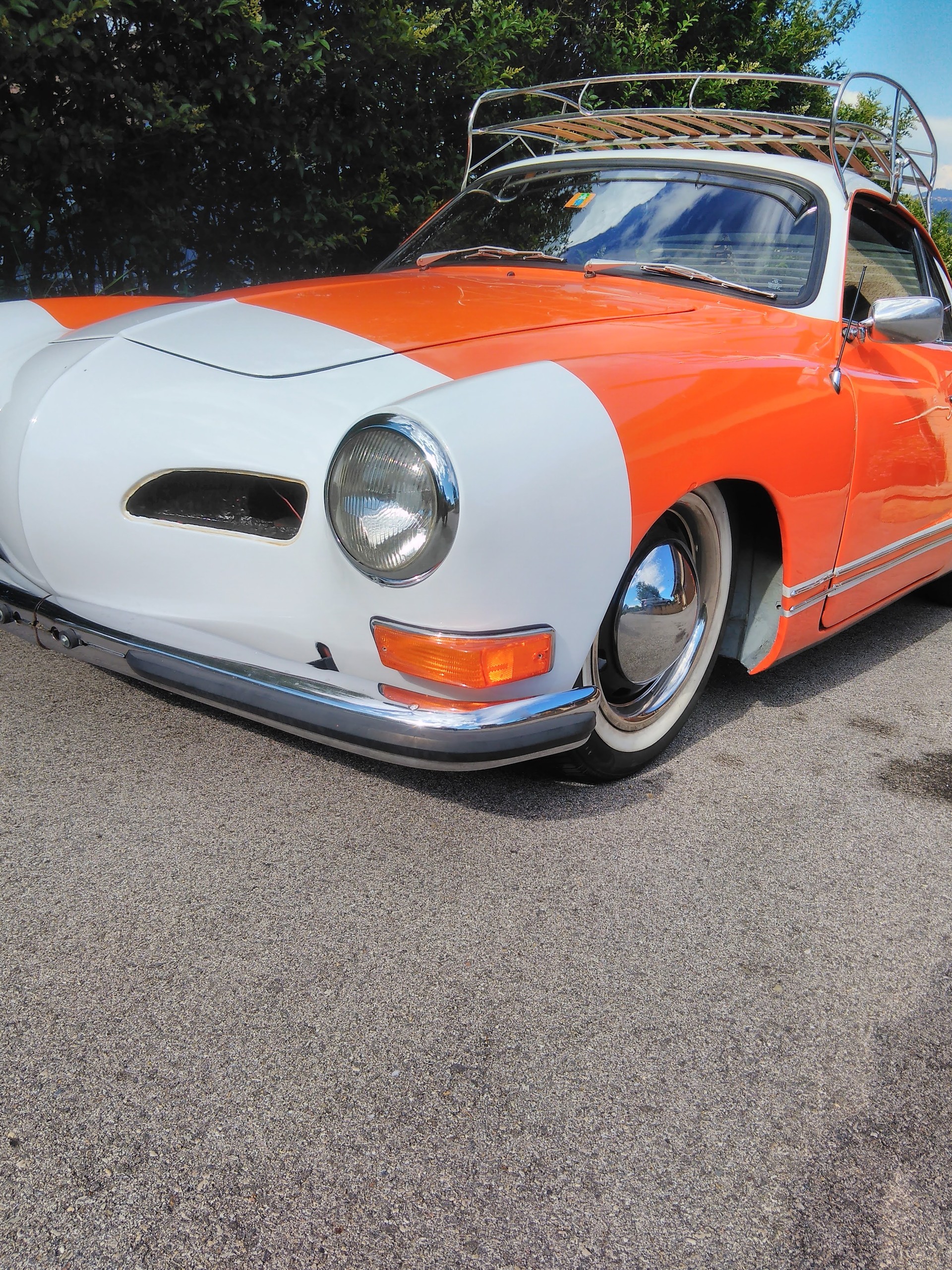 VW KARMANN-GHIA-image-1