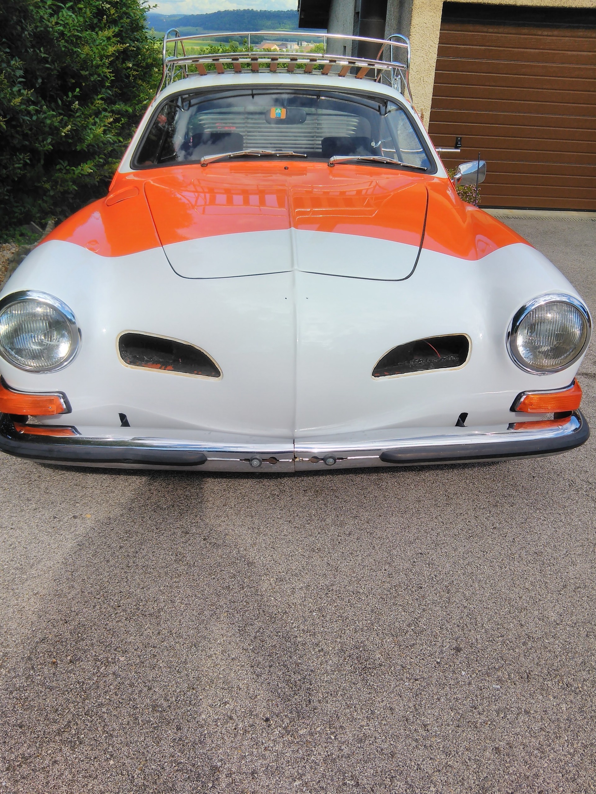 VW KARMANN-GHIA-image-2