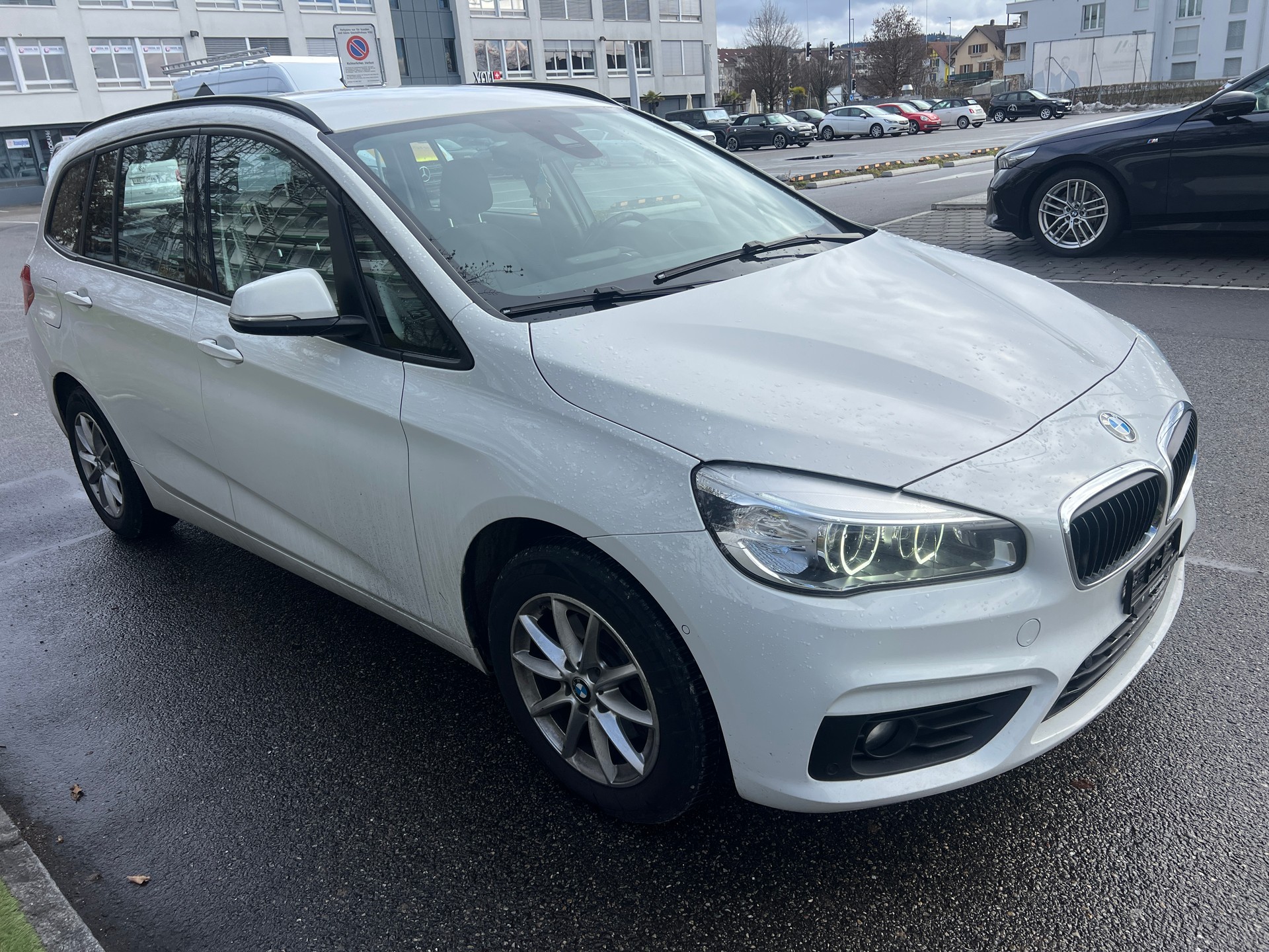 BMW 216d Gran Tourer Steptronic-image-2
