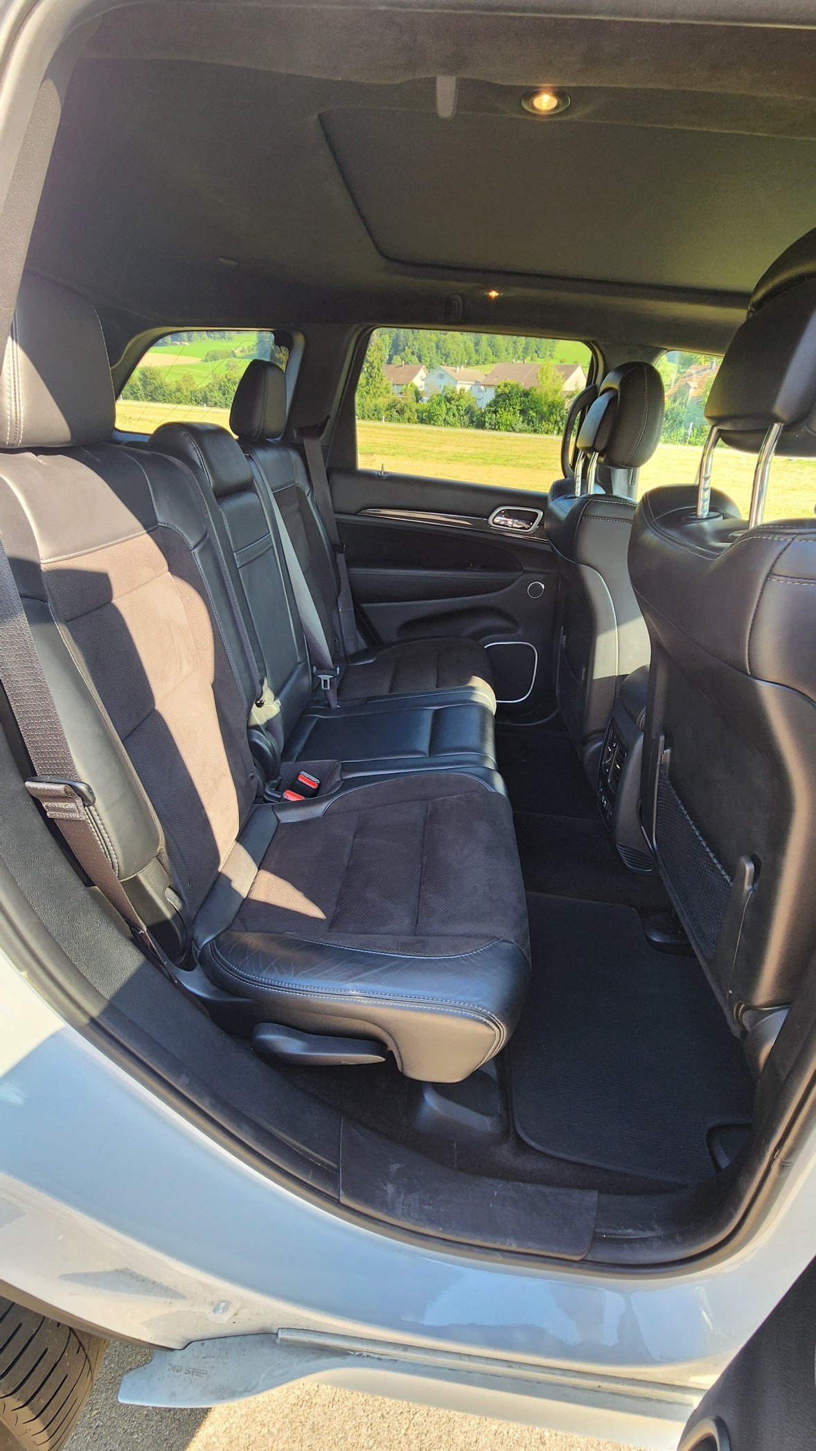 JEEP Grand Cherokee 6.2 V8 HEMI Trackhawk Automatic-image-13