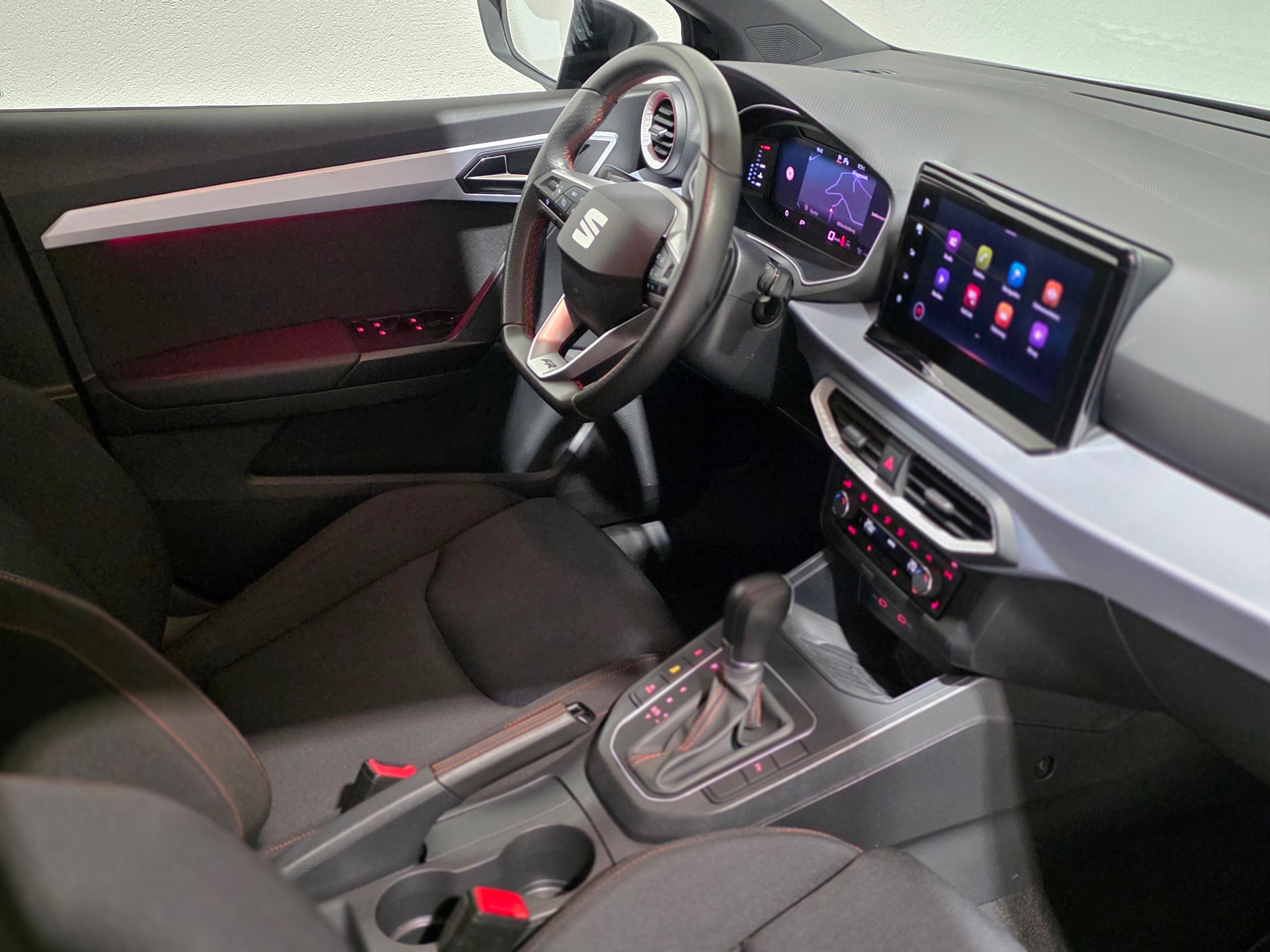 SEAT Ibiza 1.0 EcoTSI Hola FR DSG-image-18