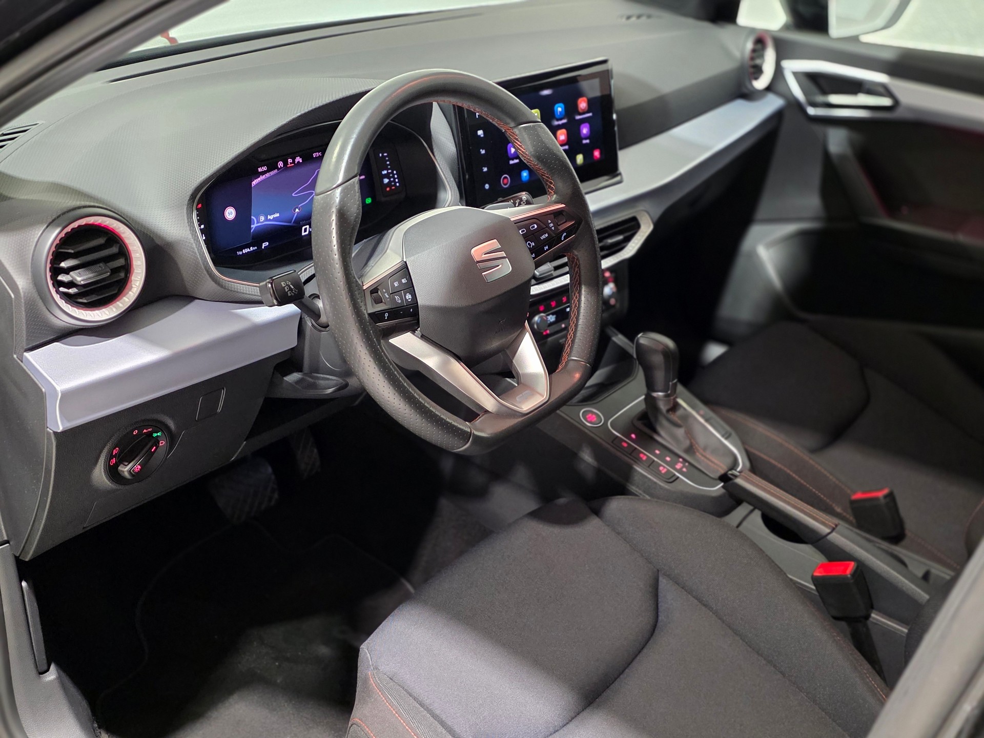 SEAT Ibiza 1.0 EcoTSI Hola FR DSG-image-7