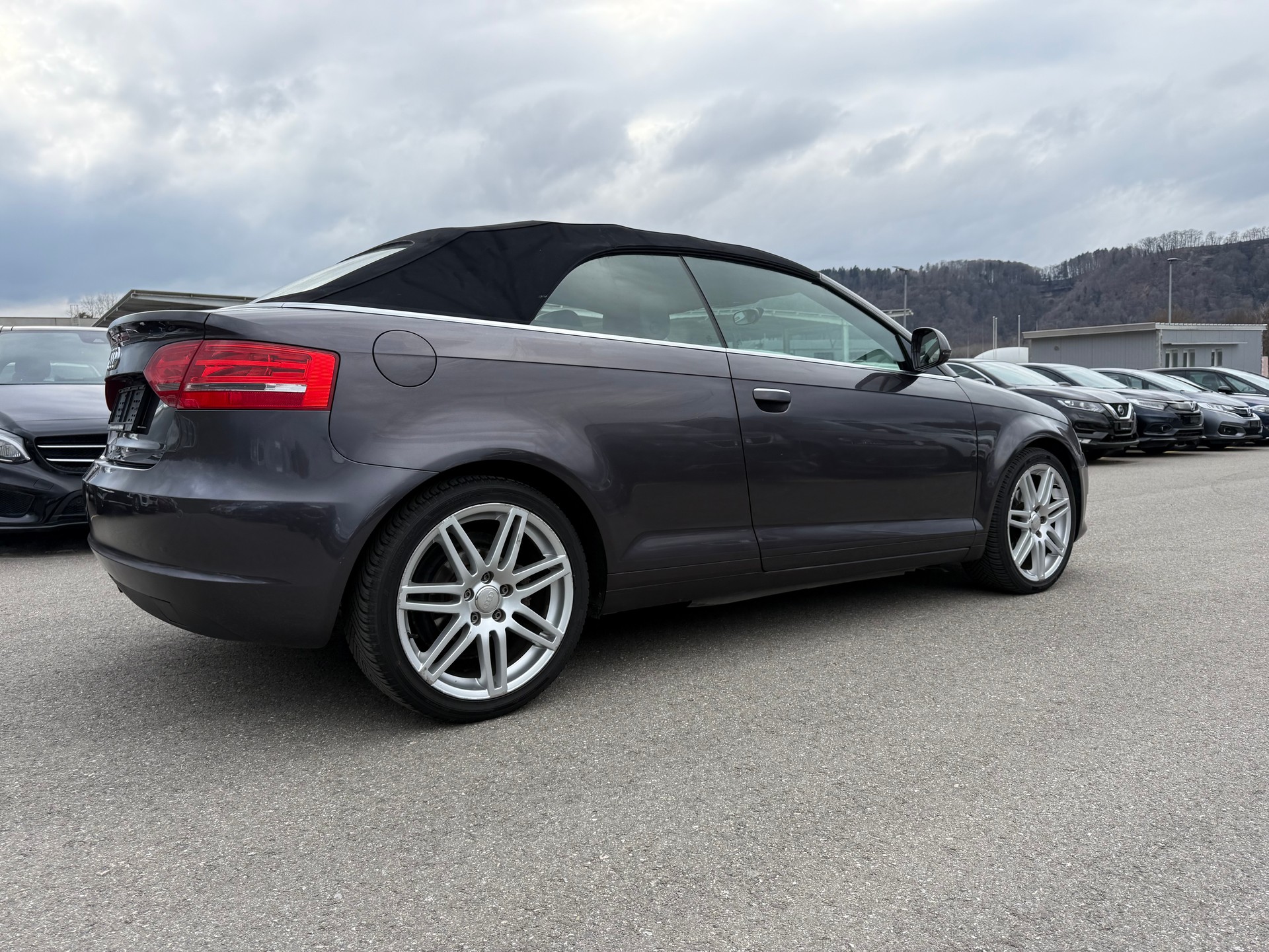 AUDI A3 Cabriolet 1.8 TFSI Ambition S-tronic-image-6