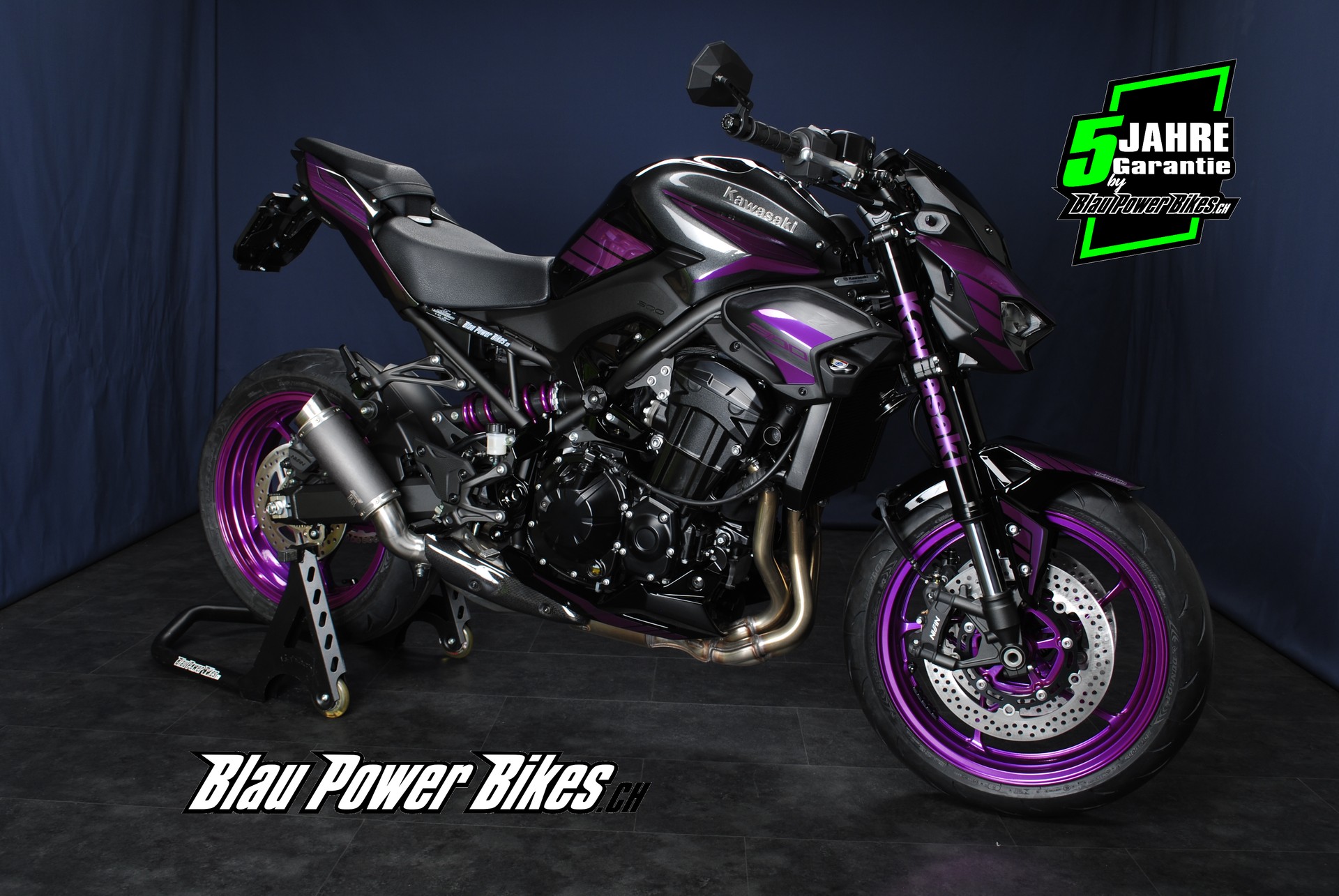 KAWASAKI Z 900 (70kW) MY26 - Sonderumbau Teilfoliert-image-0