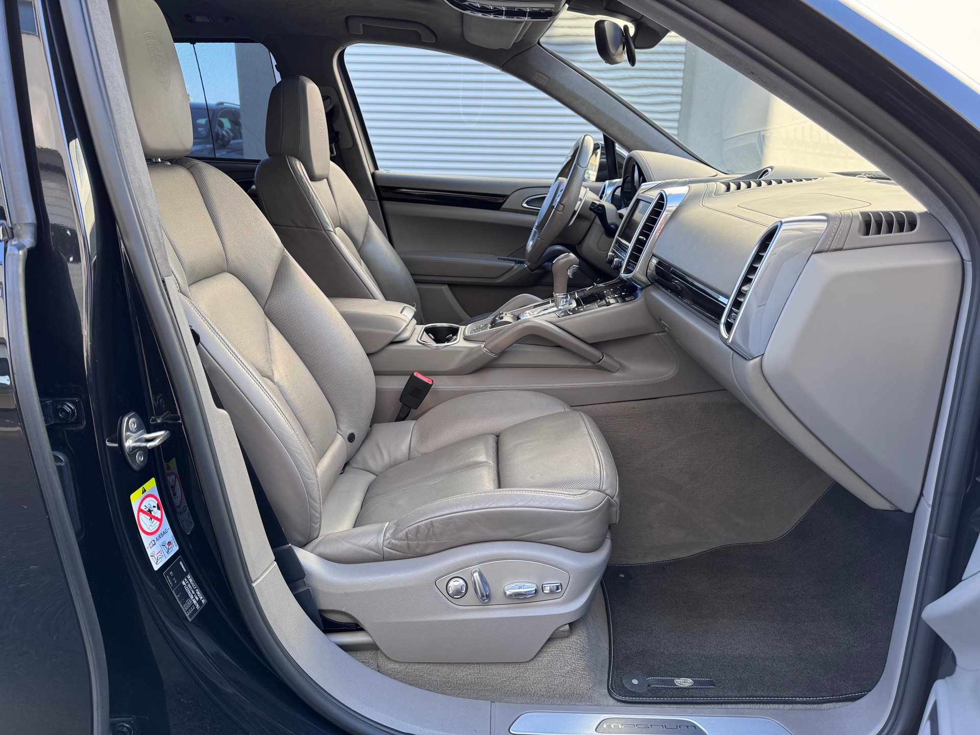 PORSCHE Cayenne Turbo - TechArt 'Magnum'-image-9