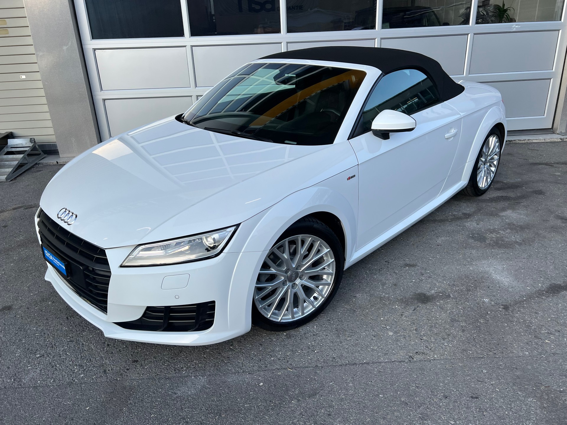 AUDI TT Roadster 1.8 TFSI S- Line S-tronic *** Navigation * Tempomat * Sitzheizung * mit frisch ab MFK * 1 Jahr Garantie möglich ***-showroom-element-2
