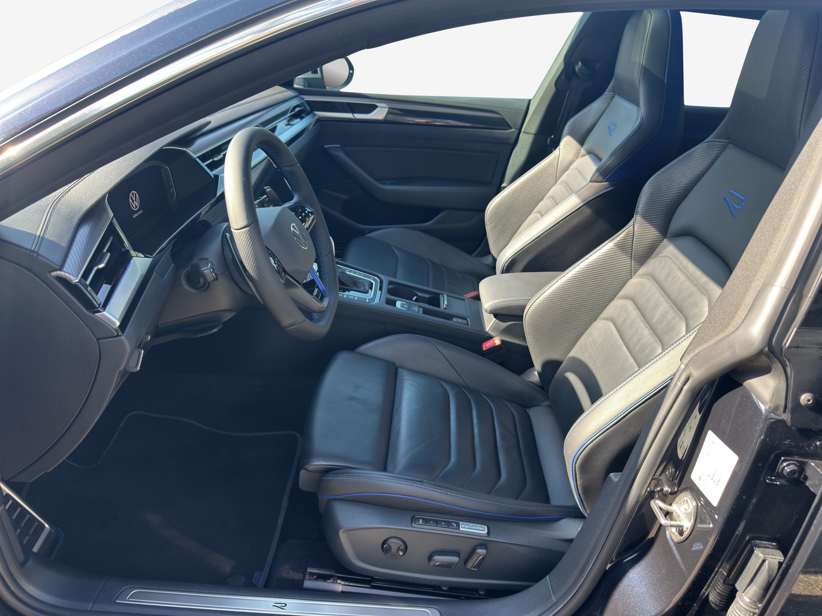 VW Arteon SB 2.0 TSI R 4Motion DSG-image-7