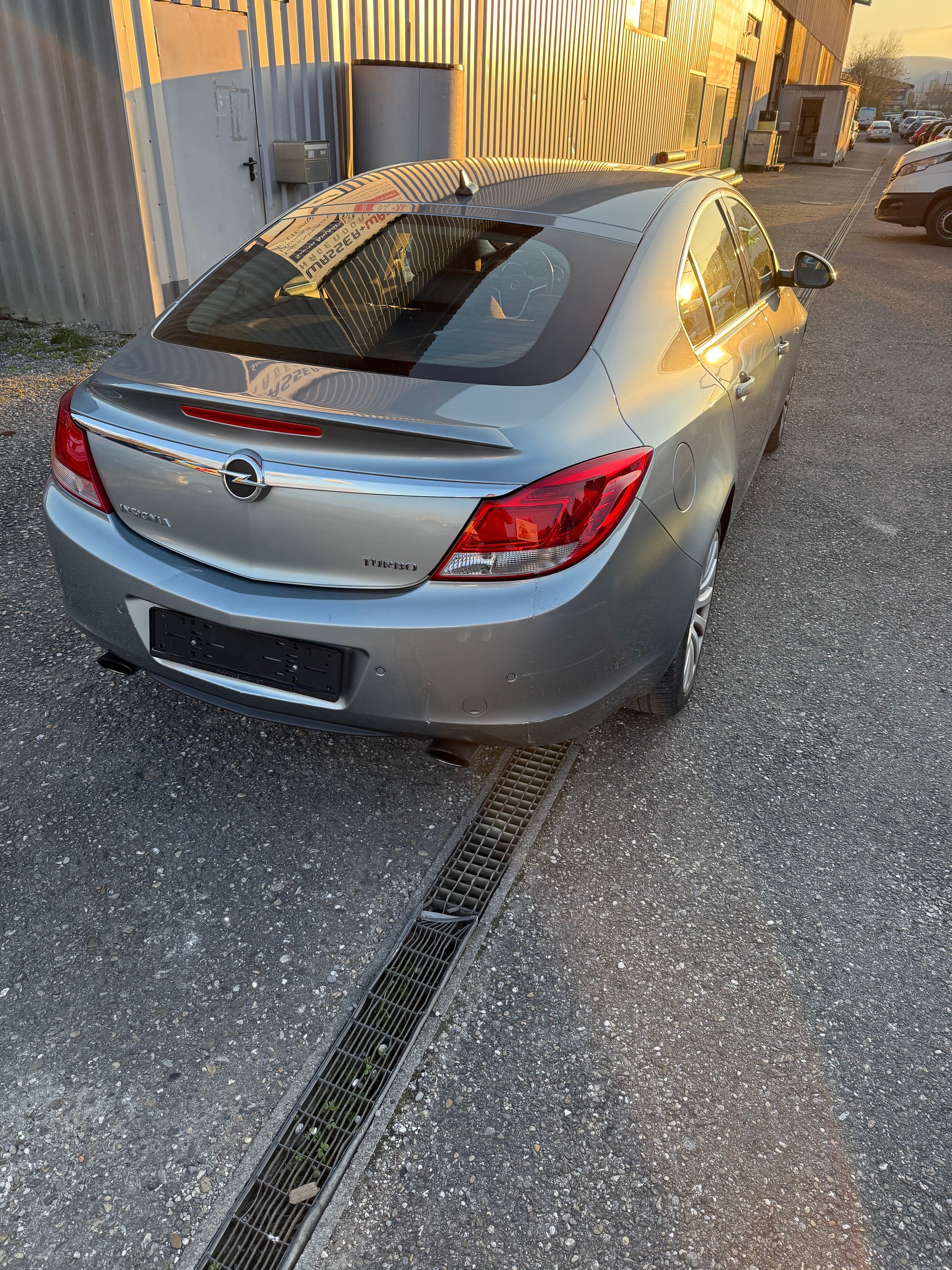 OPEL Insignia 2.0 Turbo Sport Automatic-image-5