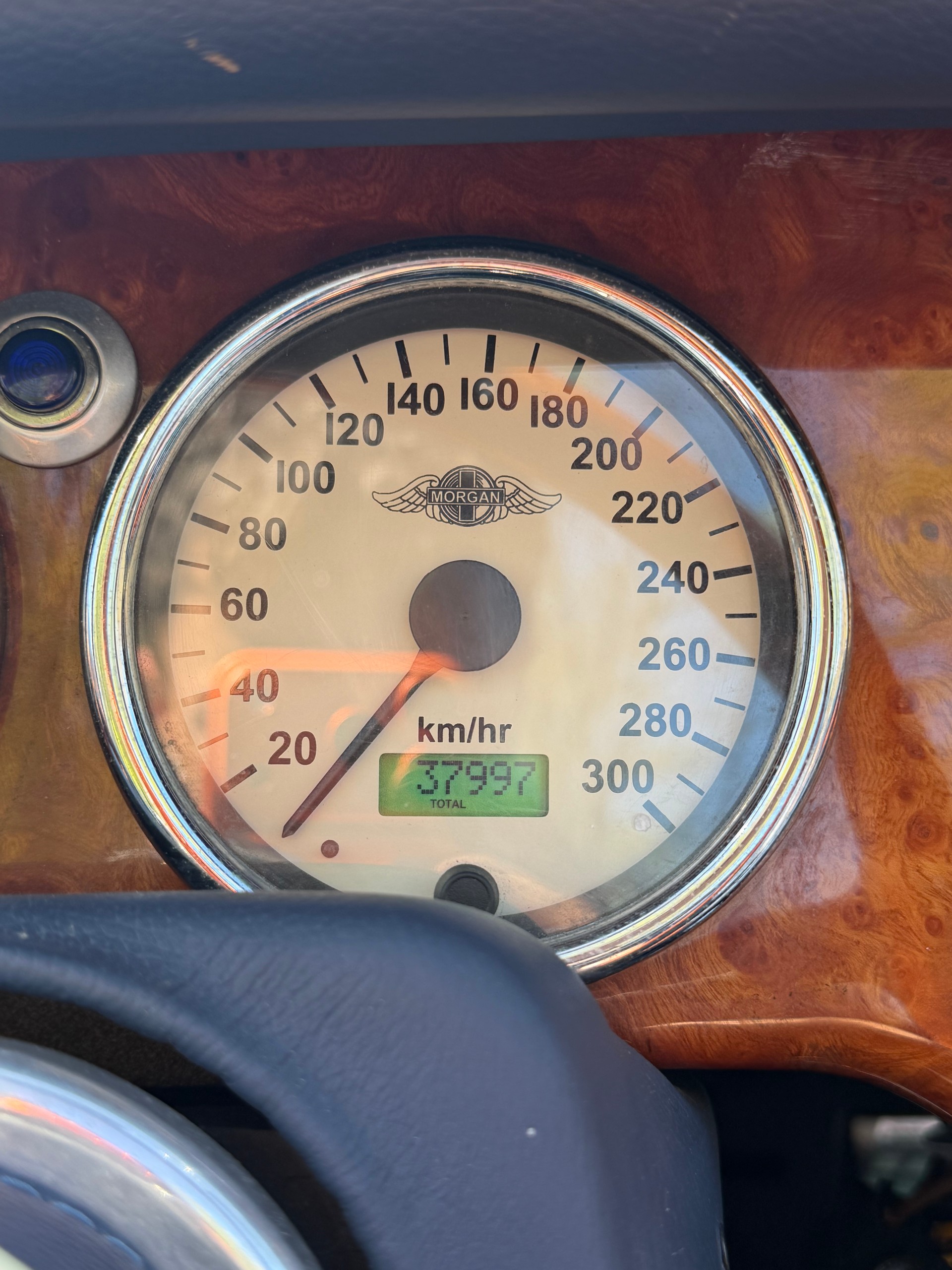 MORGAN PLUS 4-image-7