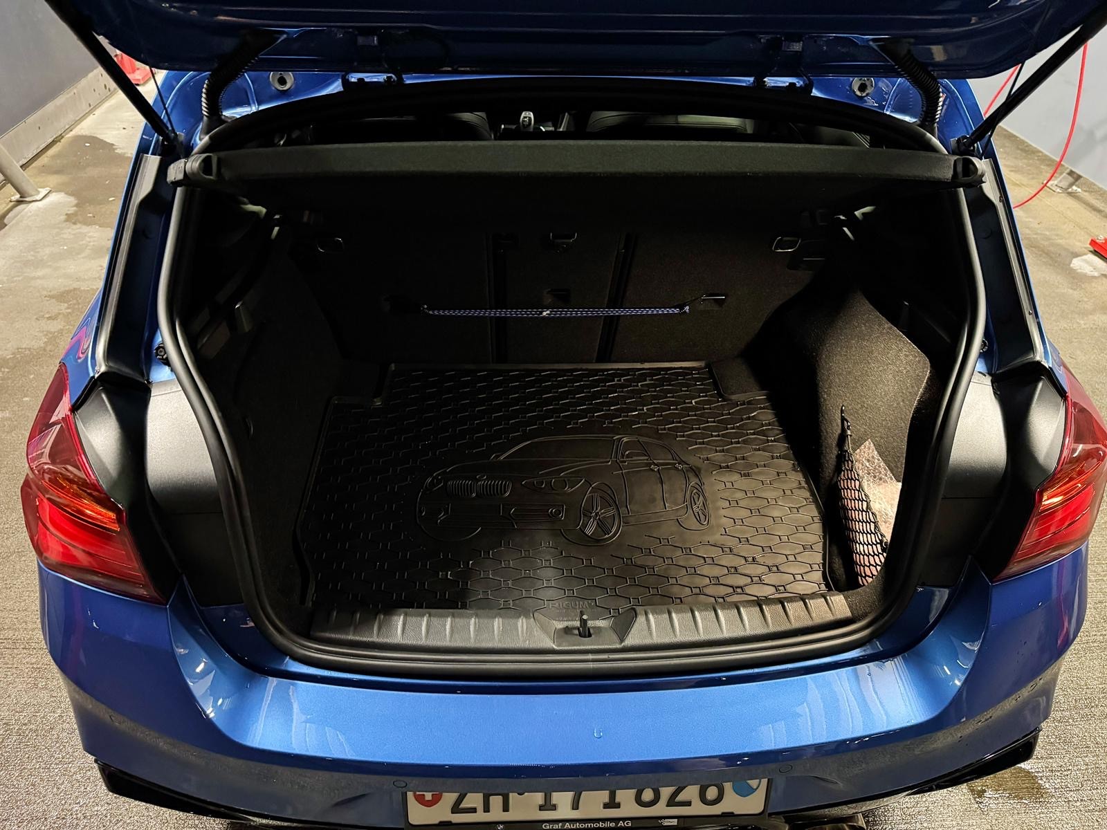 BMW M140i xDrive Steptronic-image-9