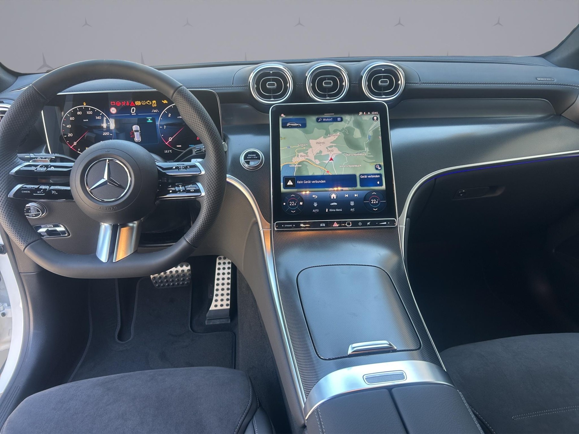 MERCEDES-BENZ GLC 220 d AMG Line 4matic-image-12