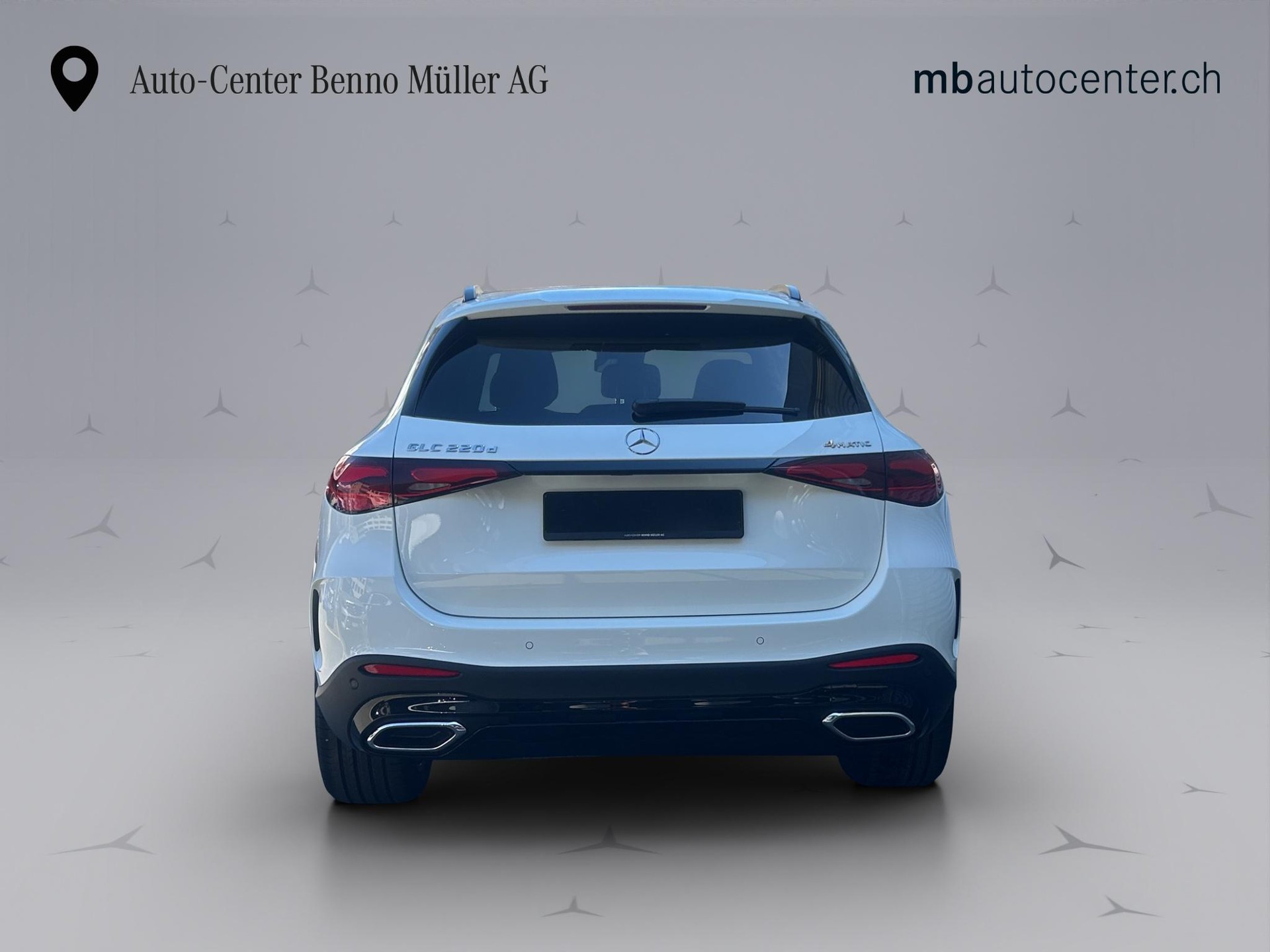 MERCEDES-BENZ GLC 220 d AMG Line 4matic-image-4