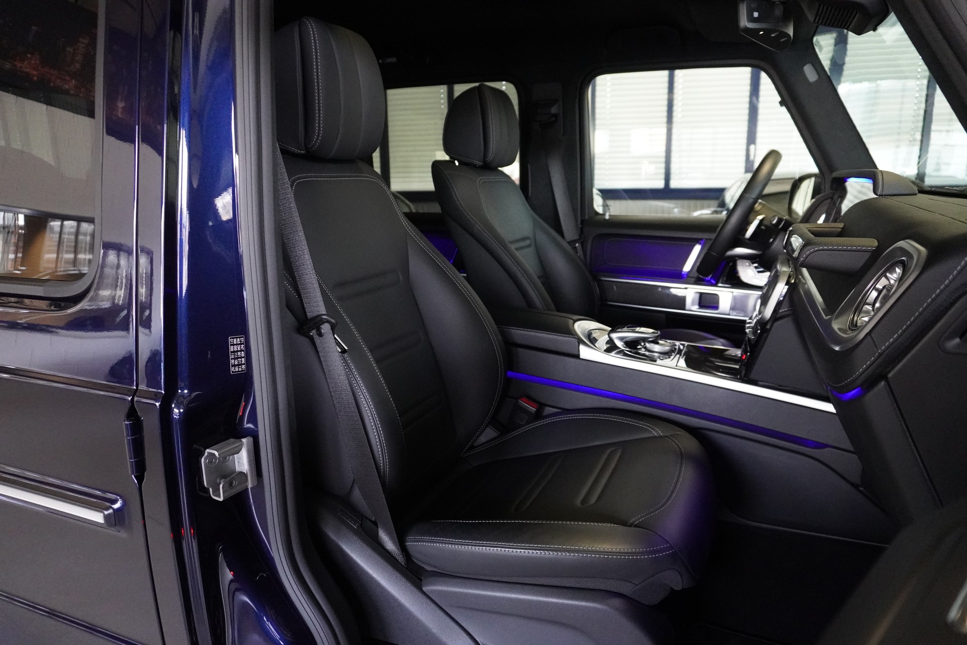 MERCEDES-BENZ G 500 AMG Line 9G-Tronic // CH FAHRZEUG //-image-7