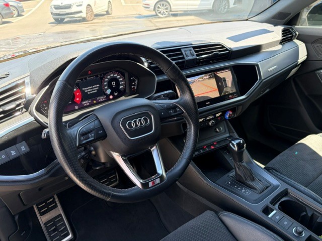 AUDI Q3 Sportback 2.0 40 TFSI S line quattro S-Tronic-image-9