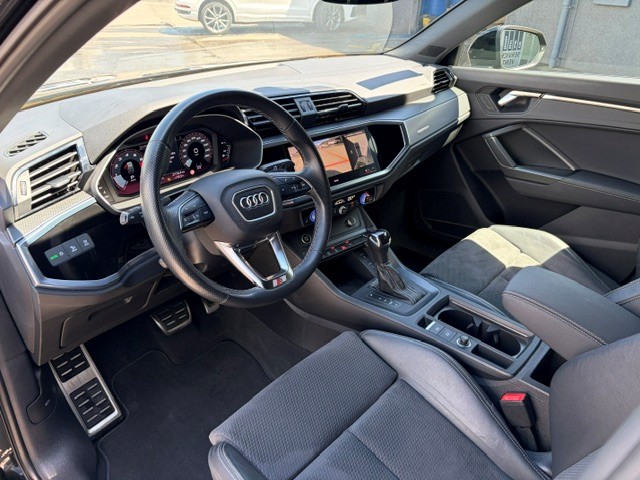 AUDI Q3 Sportback 2.0 40 TFSI S line quattro S-Tronic-image-8