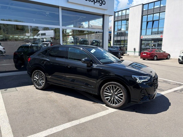 AUDI Q3 Sportback 2.0 40 TFSI S line quattro S-Tronic-showroom-element-1