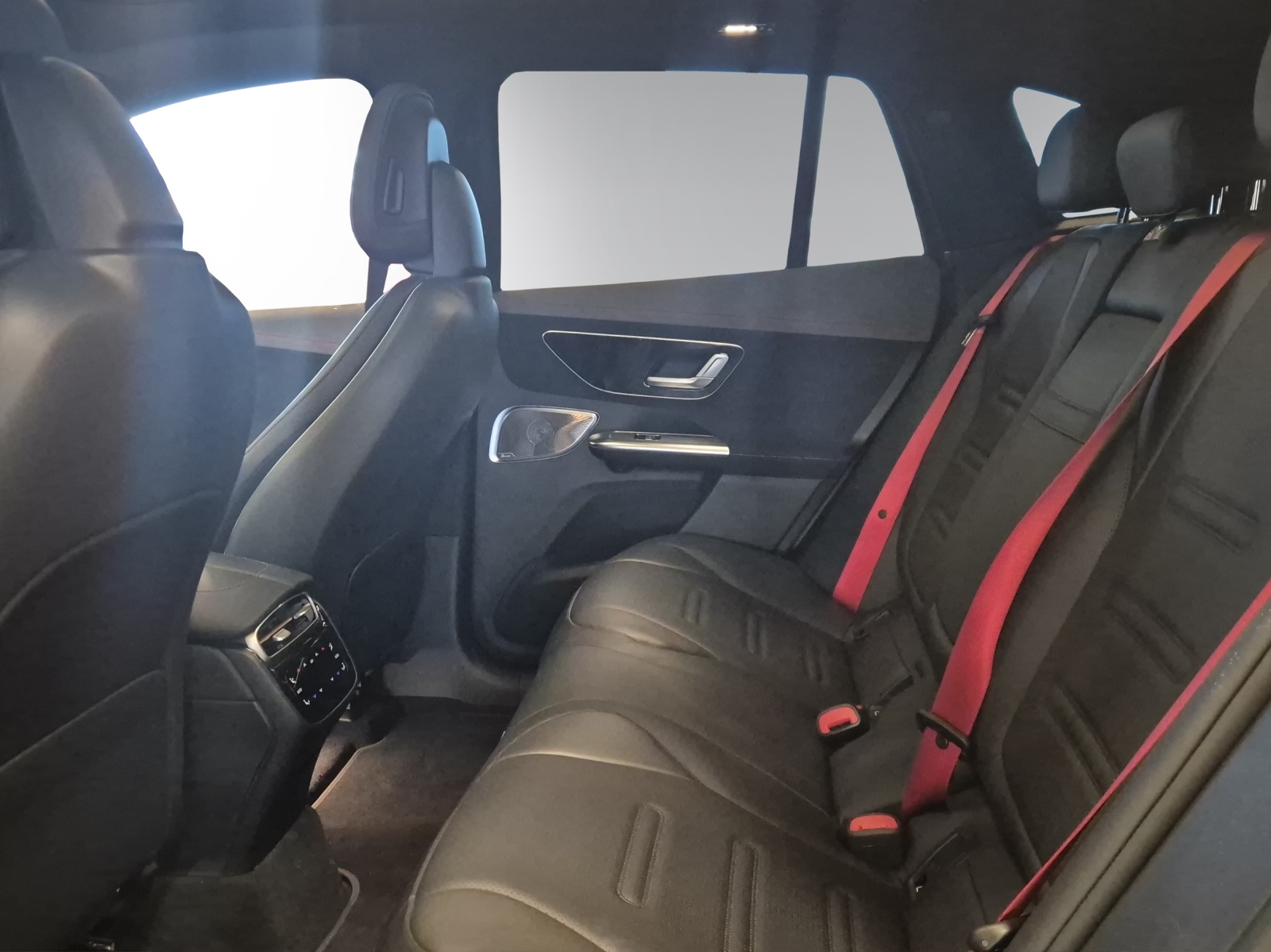 MERCEDES-BENZ EQE SUV AMG 43 4 Matic Executive Edition-image-7